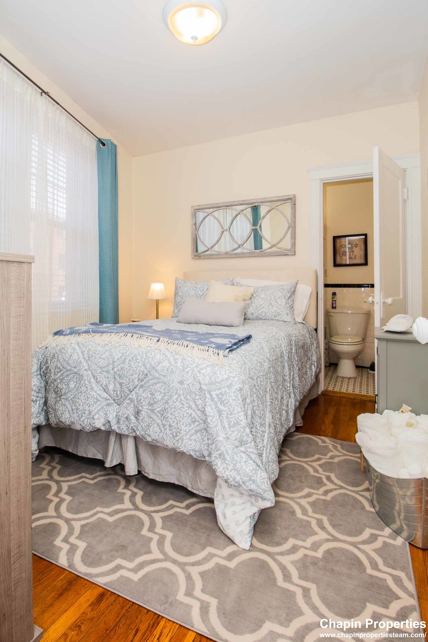 191 Kent St, Longwood