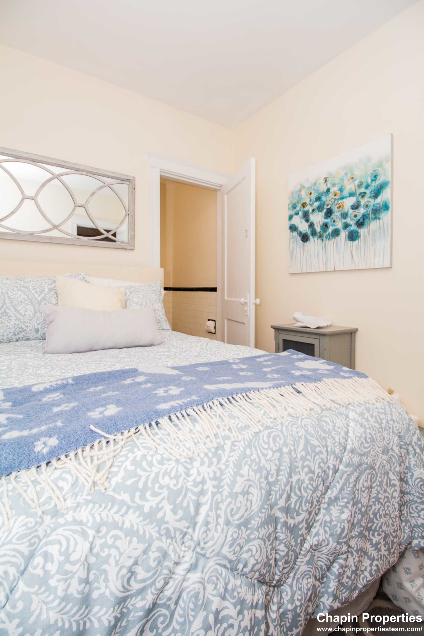 191 Kent St, Longwood