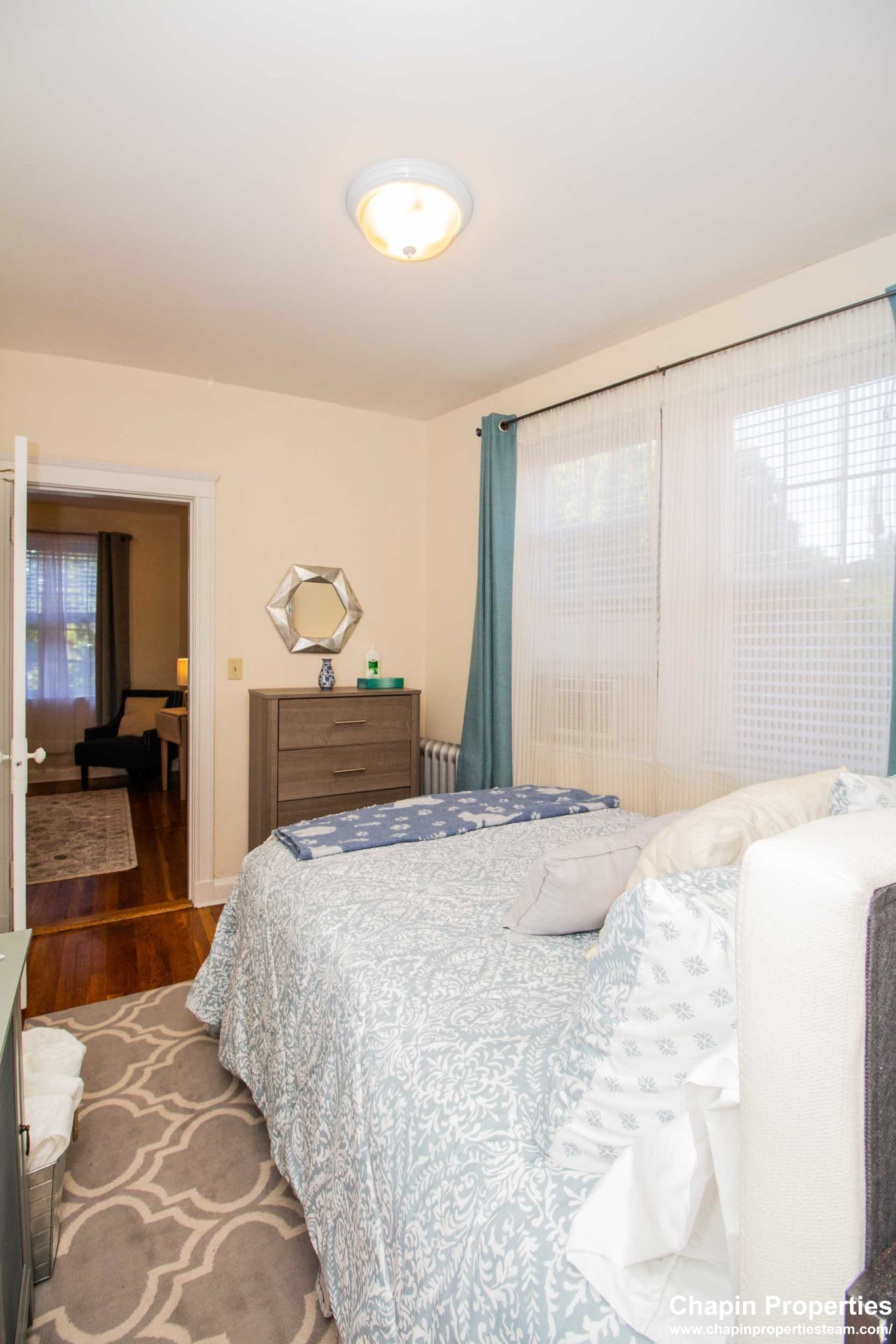 191 Kent St, Longwood