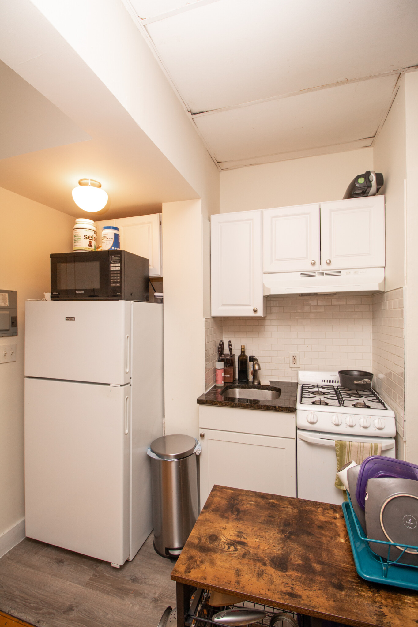 Photos of apartment on Beacon,Brookline MA 