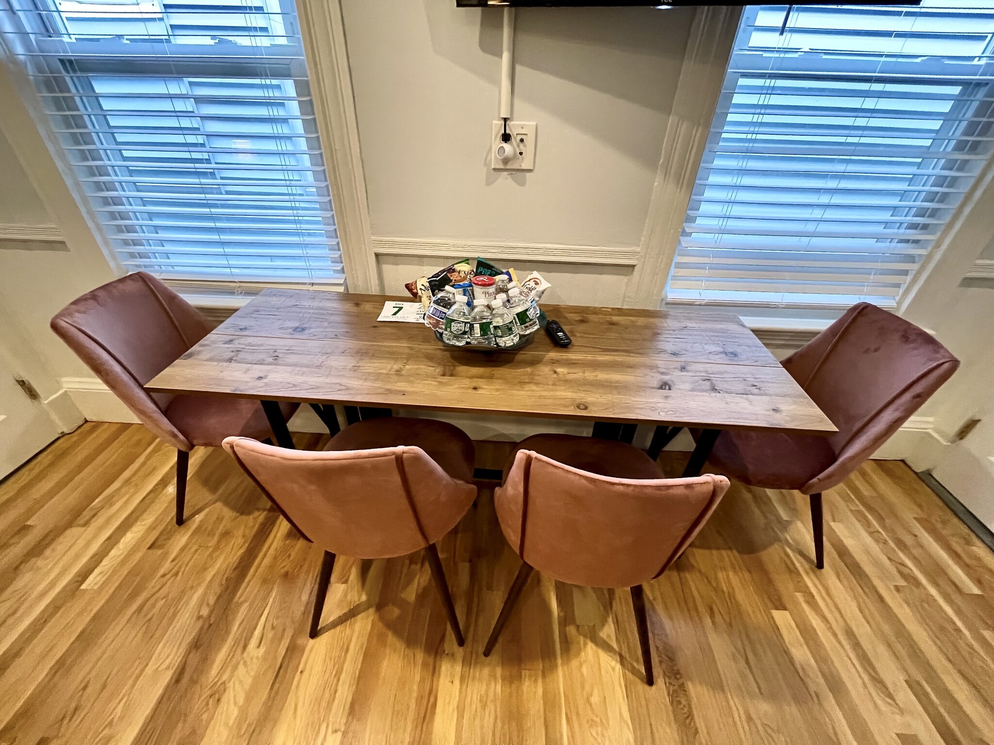 322 Western Ave, Central Square