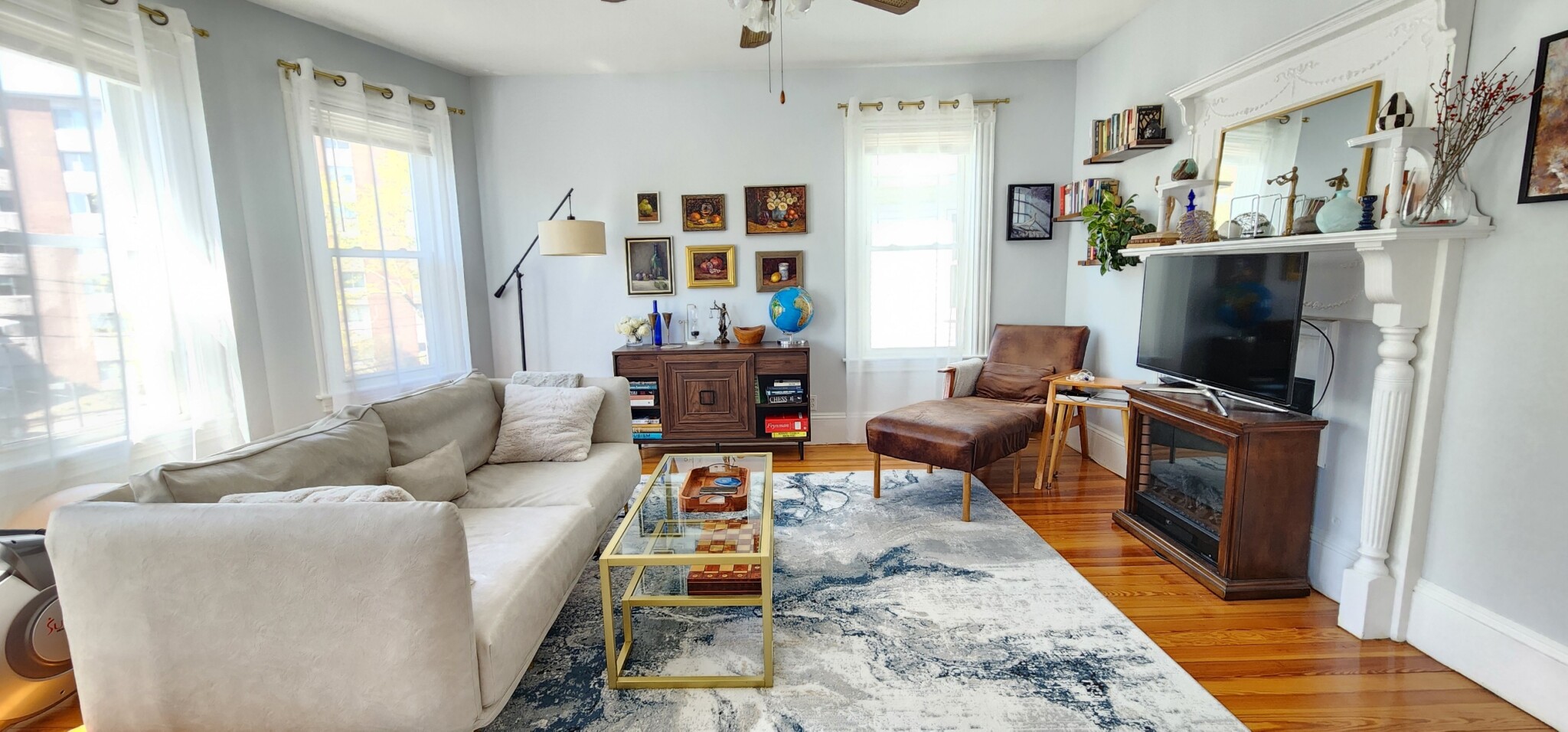 Photos of apartment on Chestnut,Brookline MA 