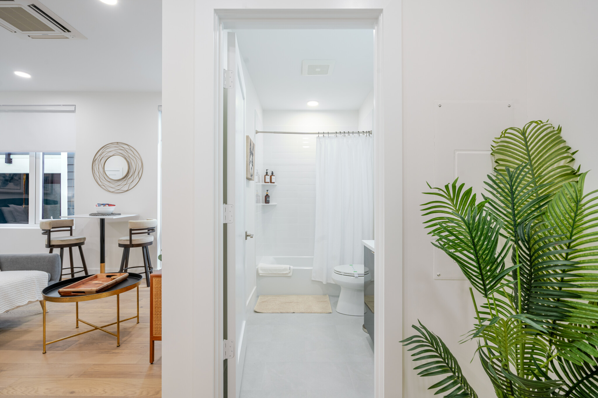 Photos of apartment on Hichborn St.,Boston MA 02135