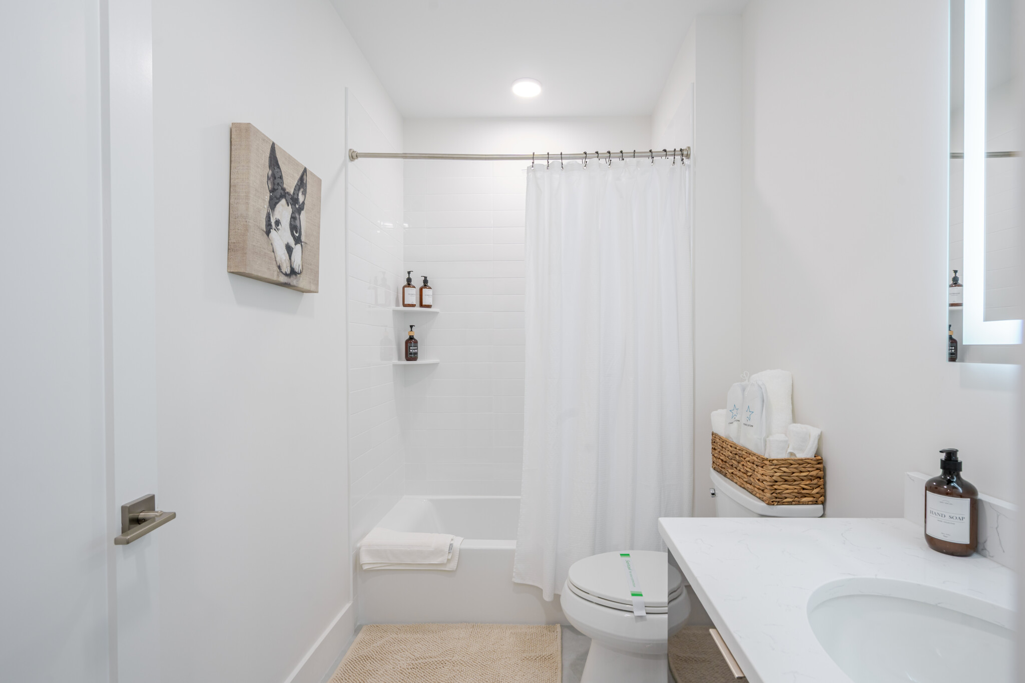 Photos of apartment on Hichborn St.,Boston MA 02135