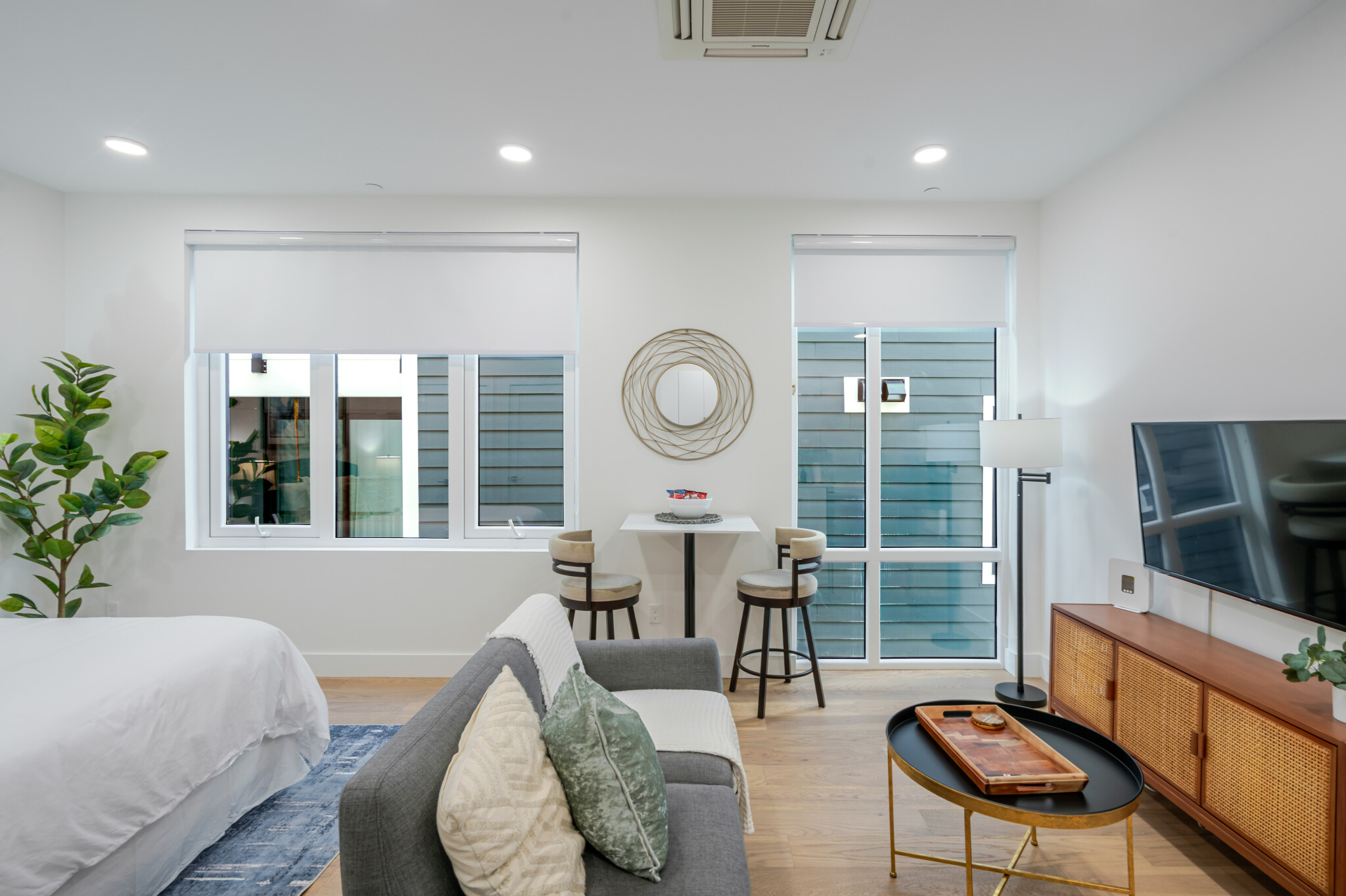 Photos of apartment on Hichborn St.,Boston MA 02135