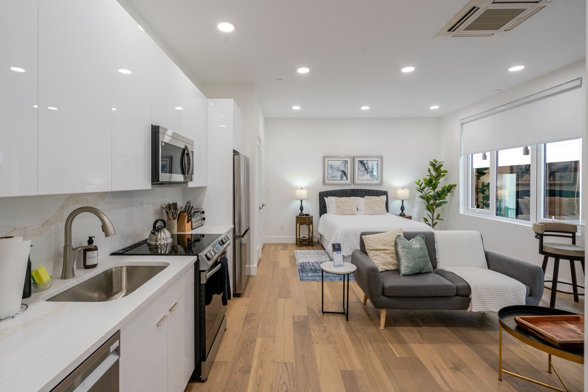 Photos of apartment on Hichborn St.,Boston MA 02135