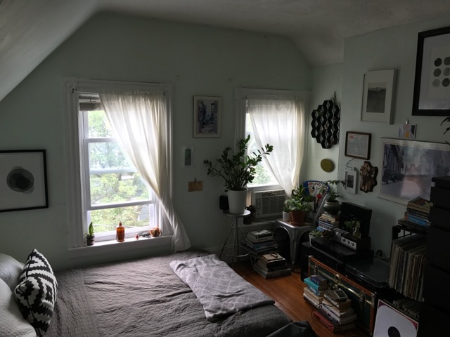 4 bed, 2 bath apartment for rent at 39 Grove St Unit 3, East Somerville — photo 12 of 18