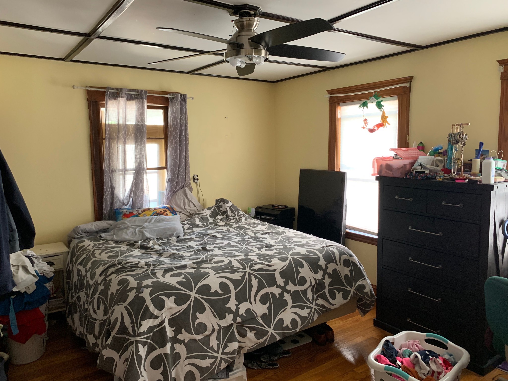 3.5 bed, 1 bath apartment for rent at 67 Governor Winthrop Rd Unit 0, East Somerville — photo 7 of 17