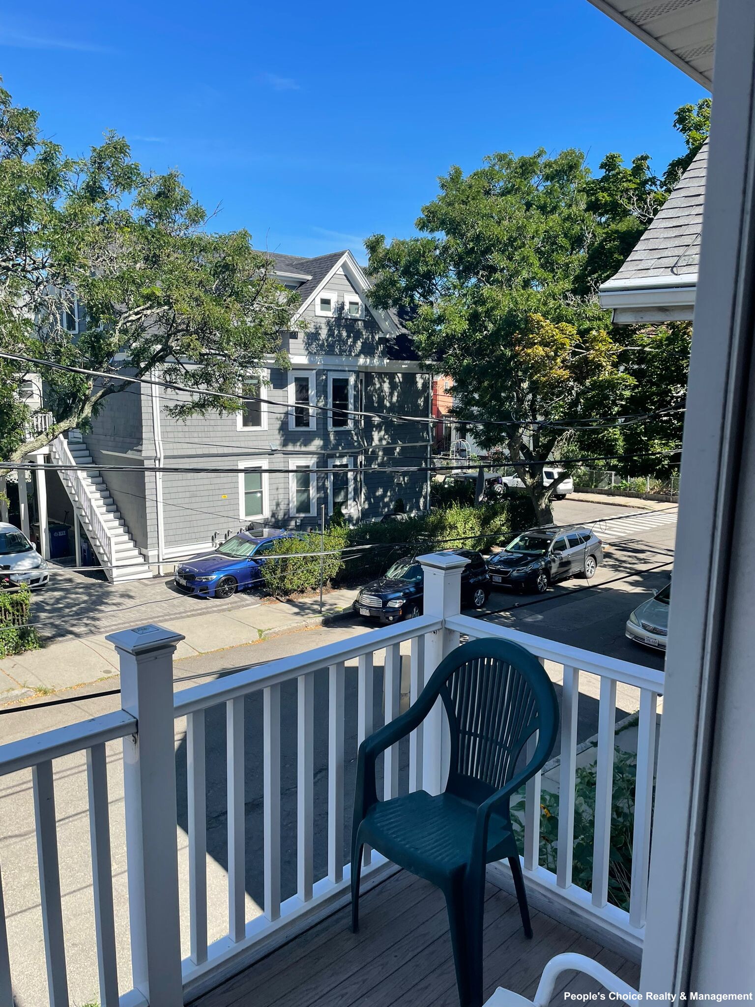 39 Grove St, Davis Square