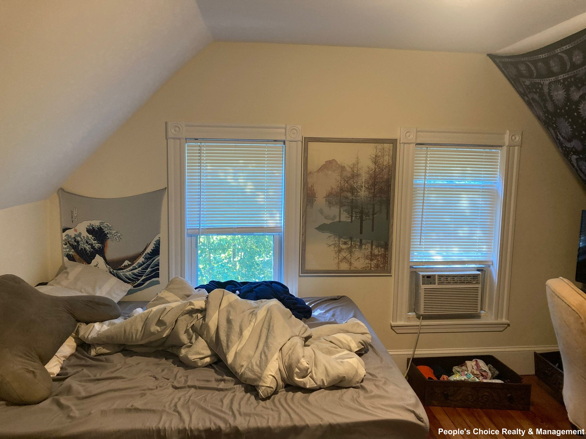 39 Grove St, Davis Square