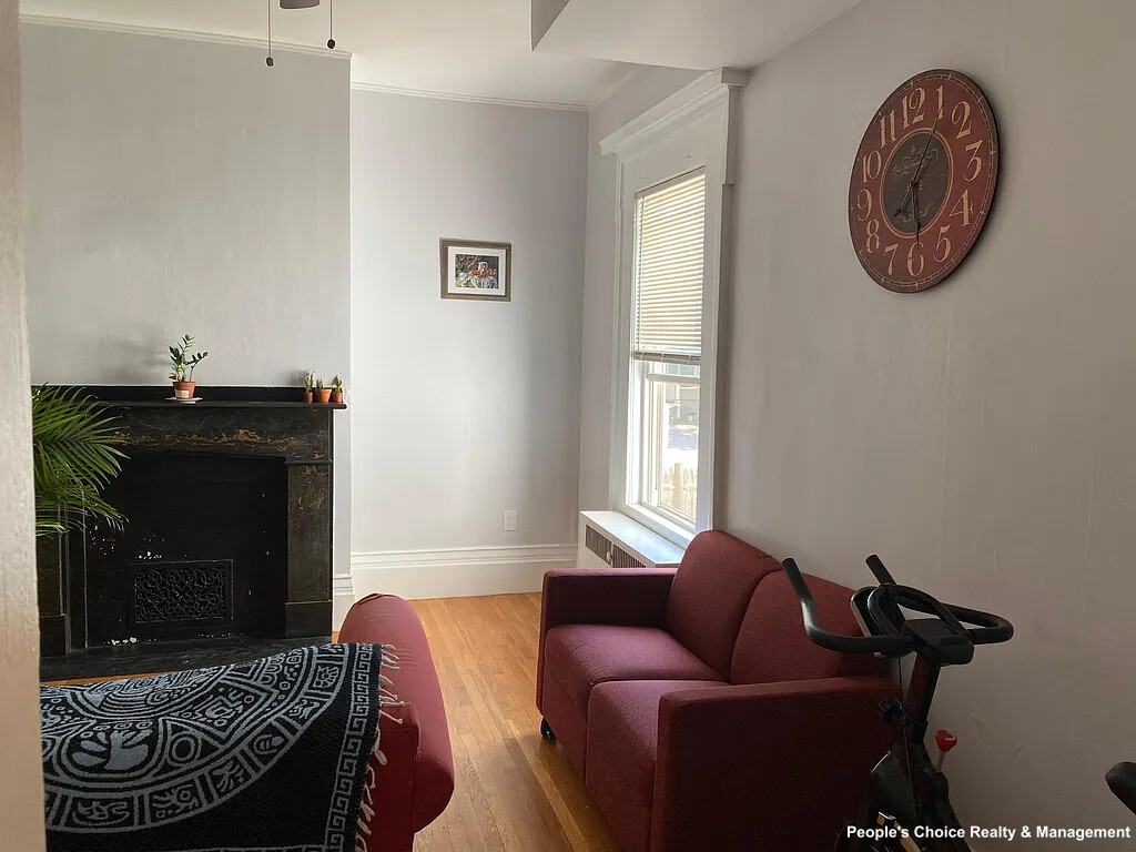 336 Broadway, Mid-Cambridge