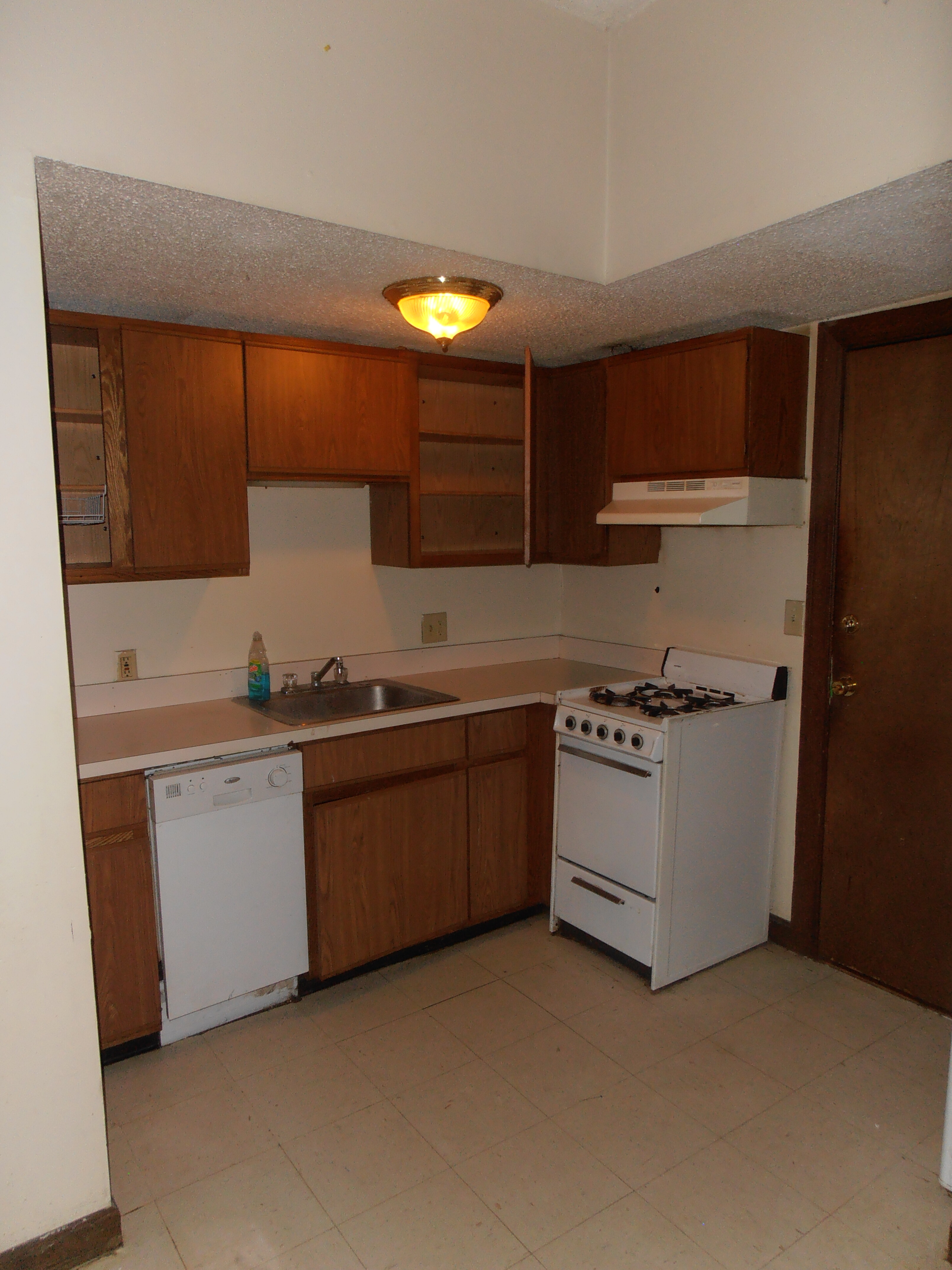 640 Washington St, Sunset Lake