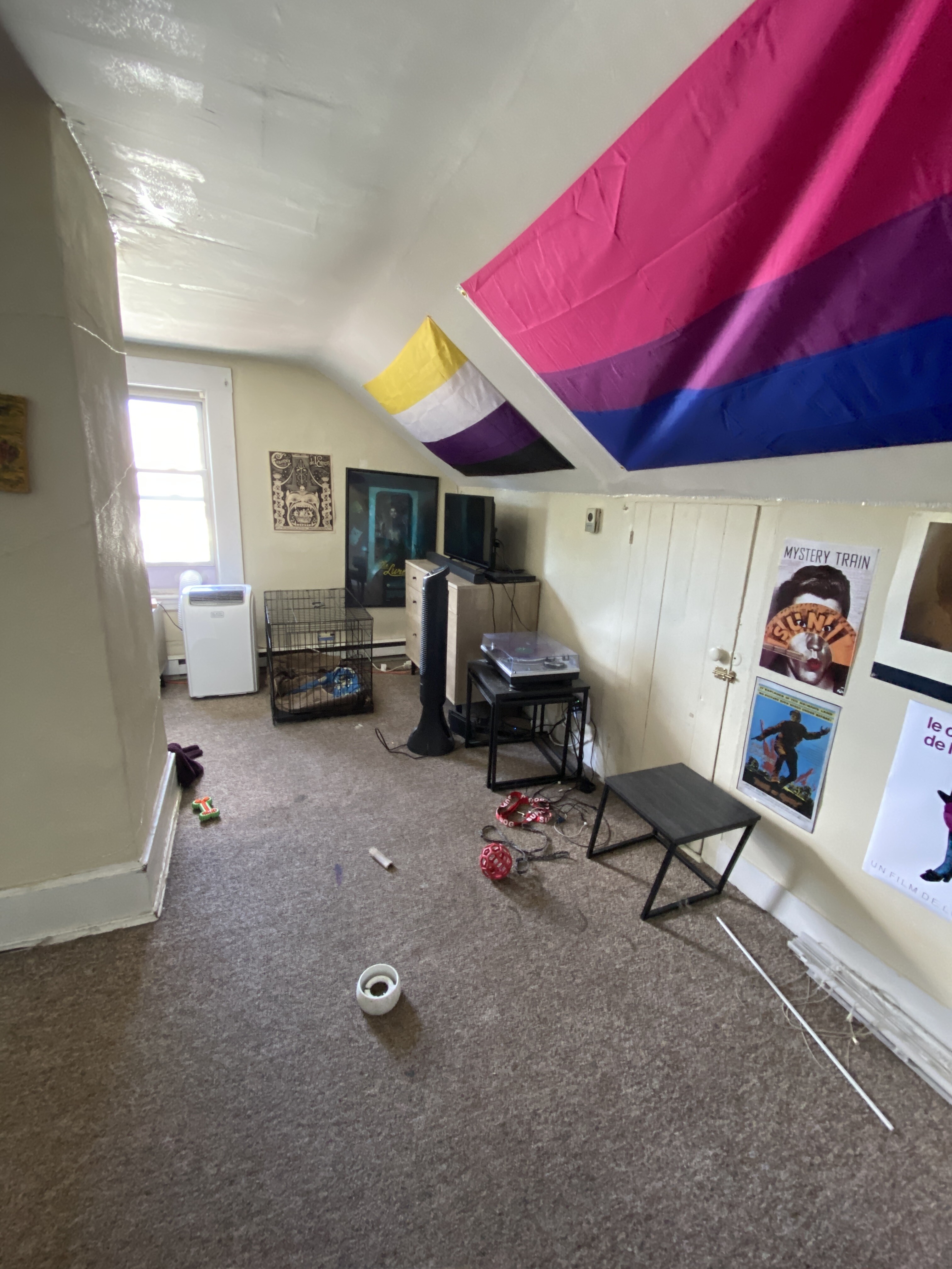 22 Greylock Rd, Allston