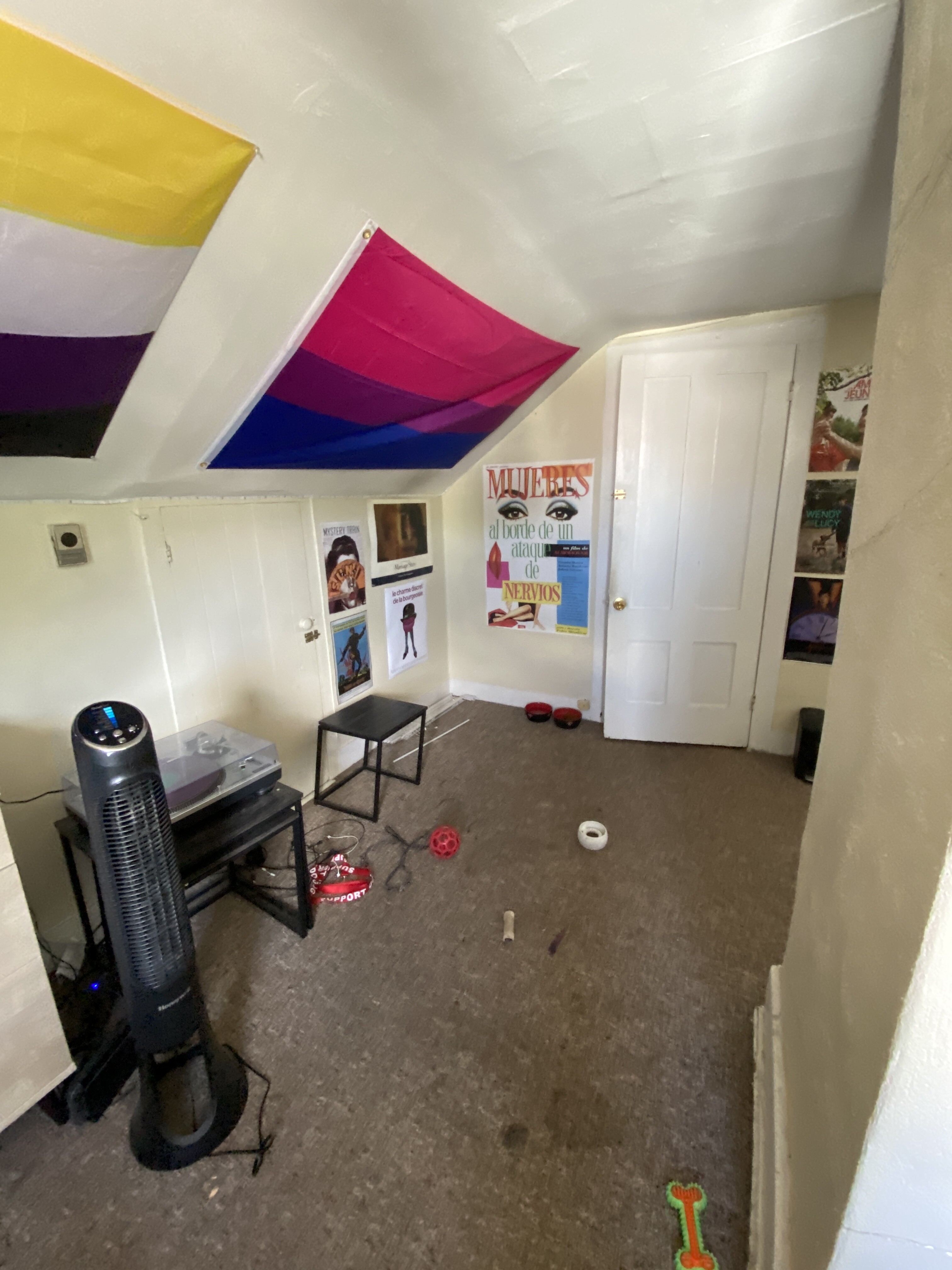 22 Greylock Rd, Allston