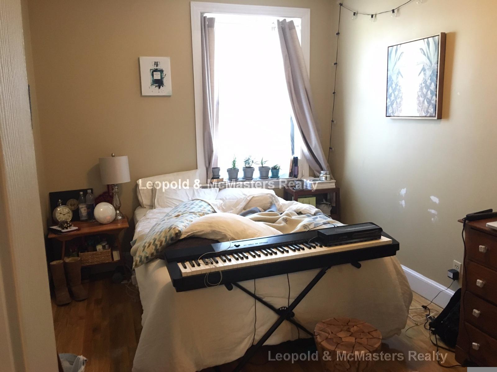 17 Highgate St, Allston