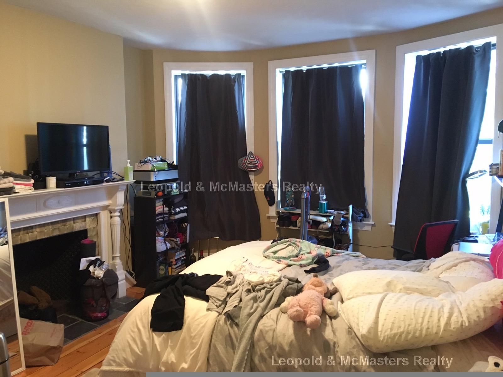 17 Highgate St, Allston