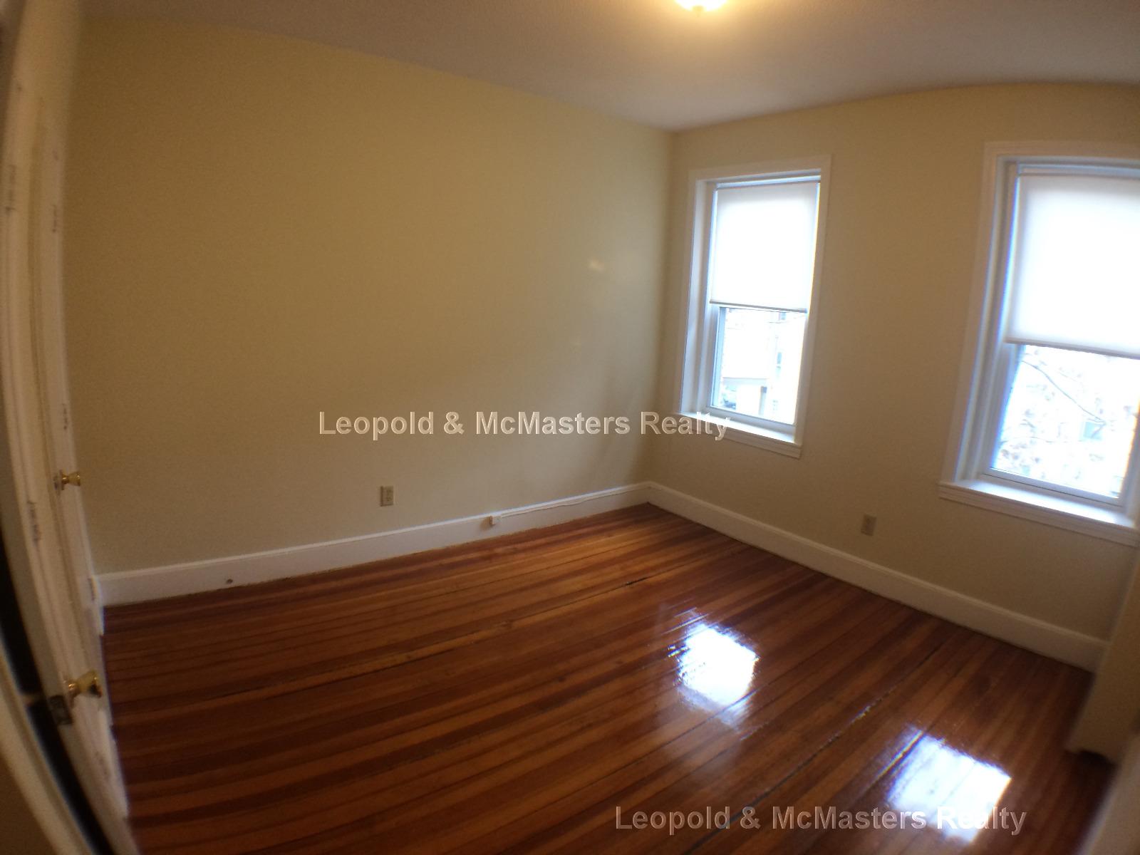 1132 Commonwealth Ave, Allston