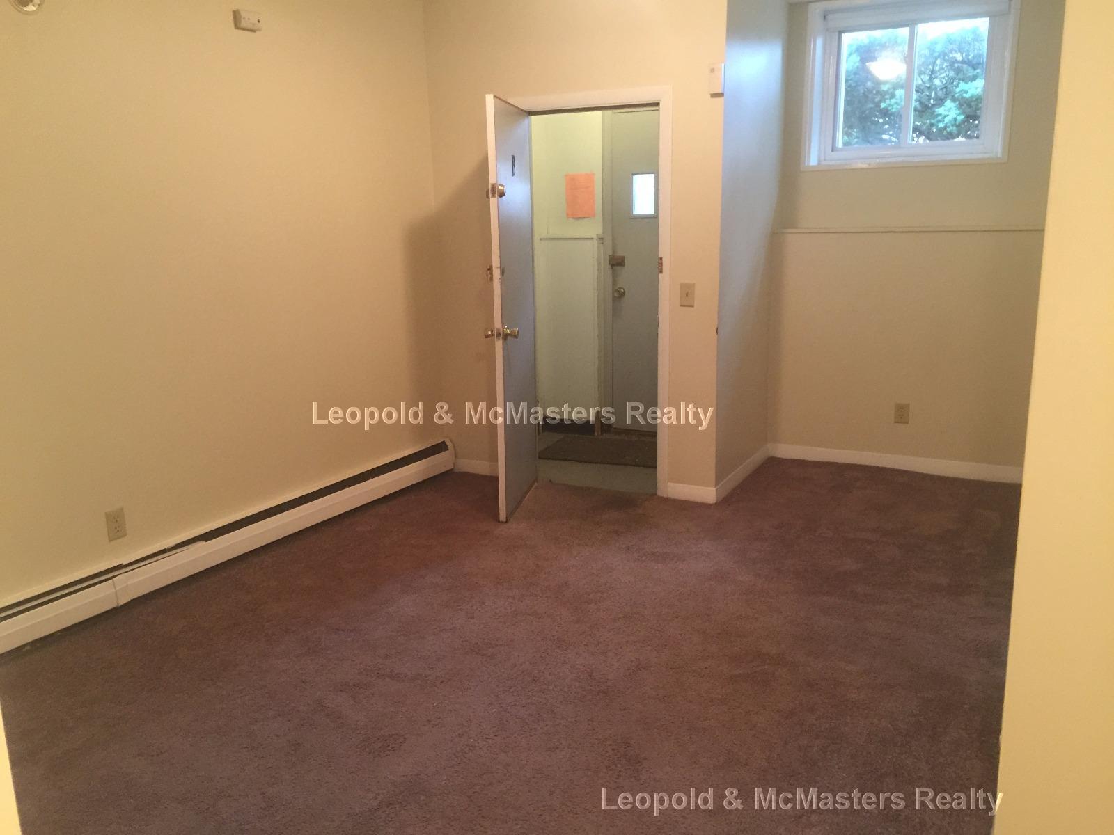 1114 Commonwealth Ave, Allston