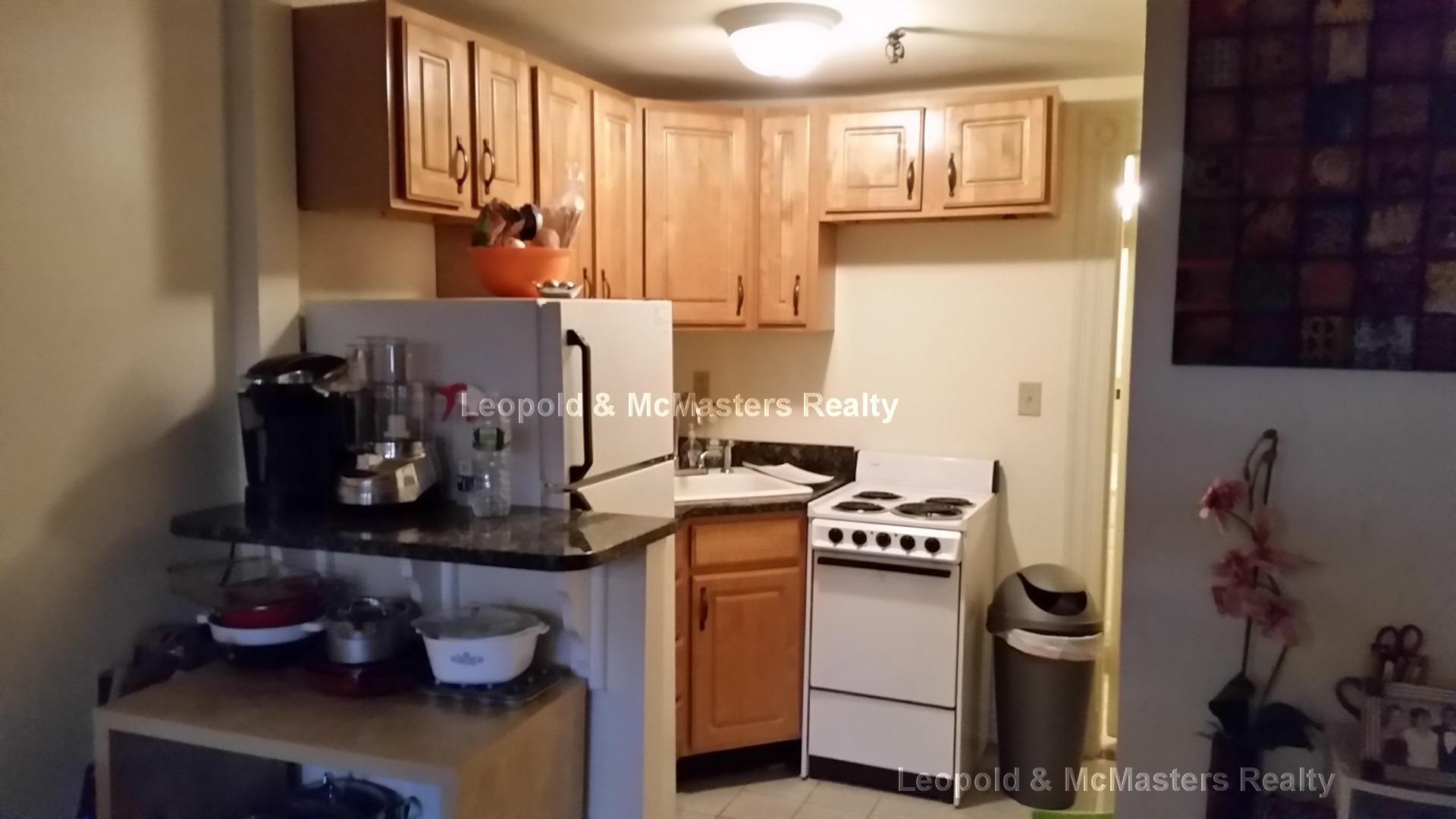 379 Commonwealth Ave, Back Bay