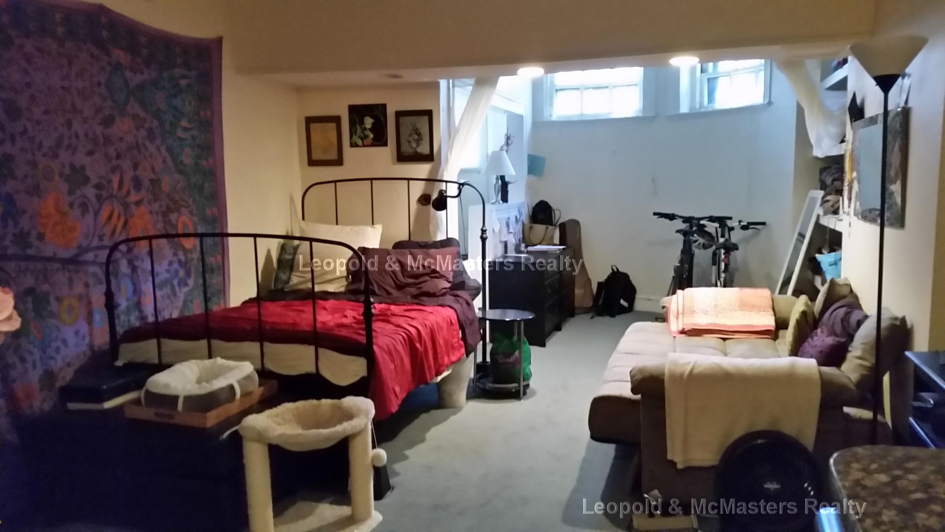 379 Commonwealth Ave, Back Bay