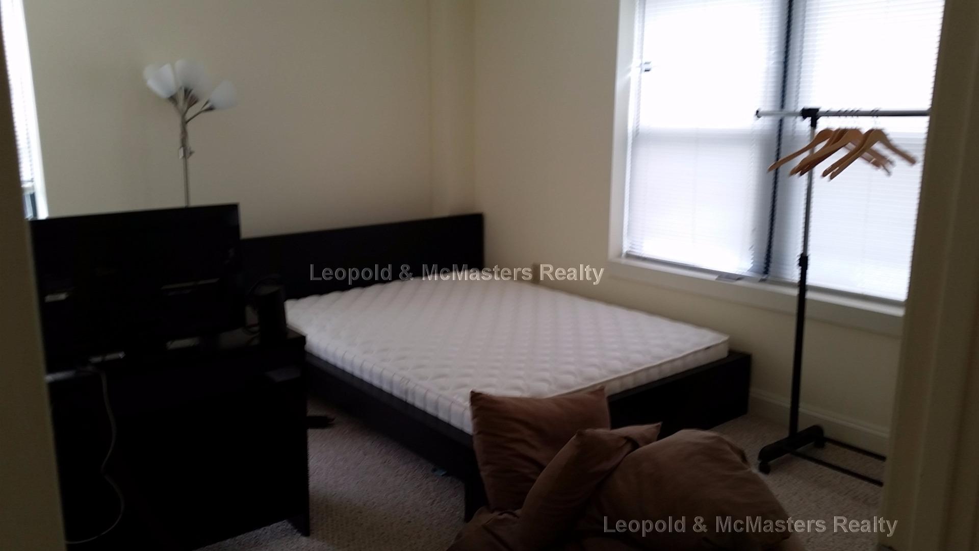 100 Jersey St, Fenway