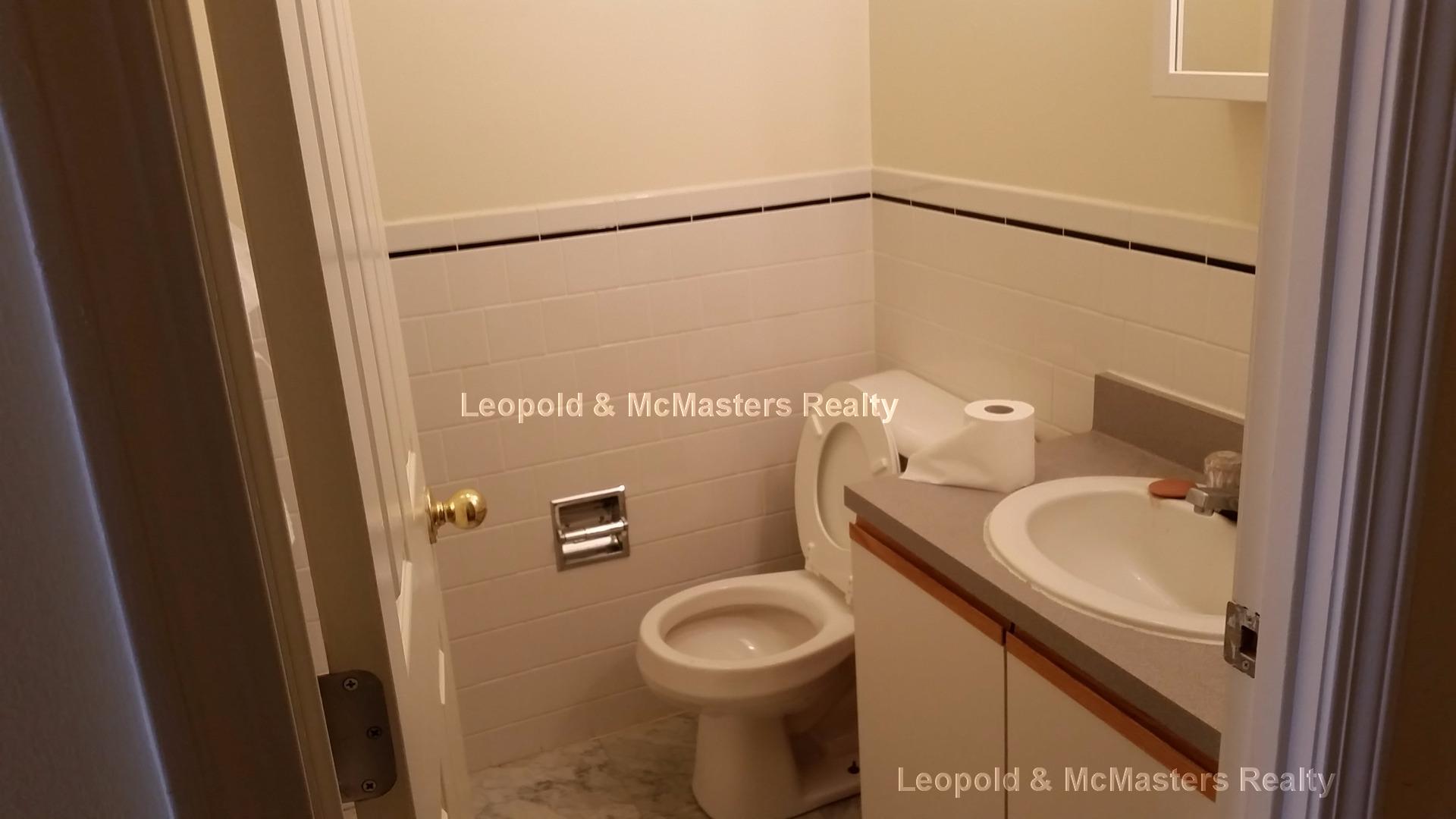 100 Jersey St, Fenway