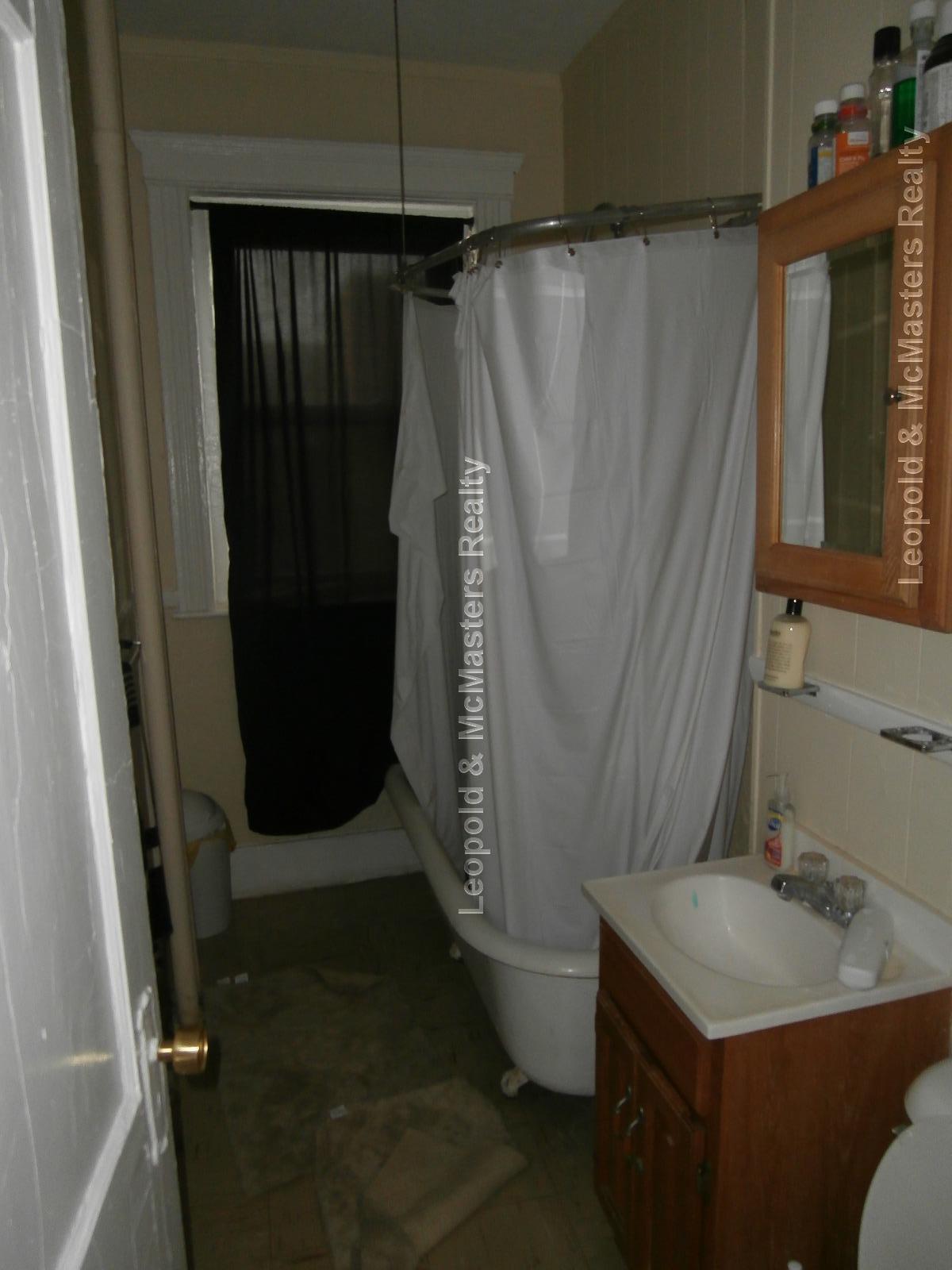 11 Royce Rd, Allston