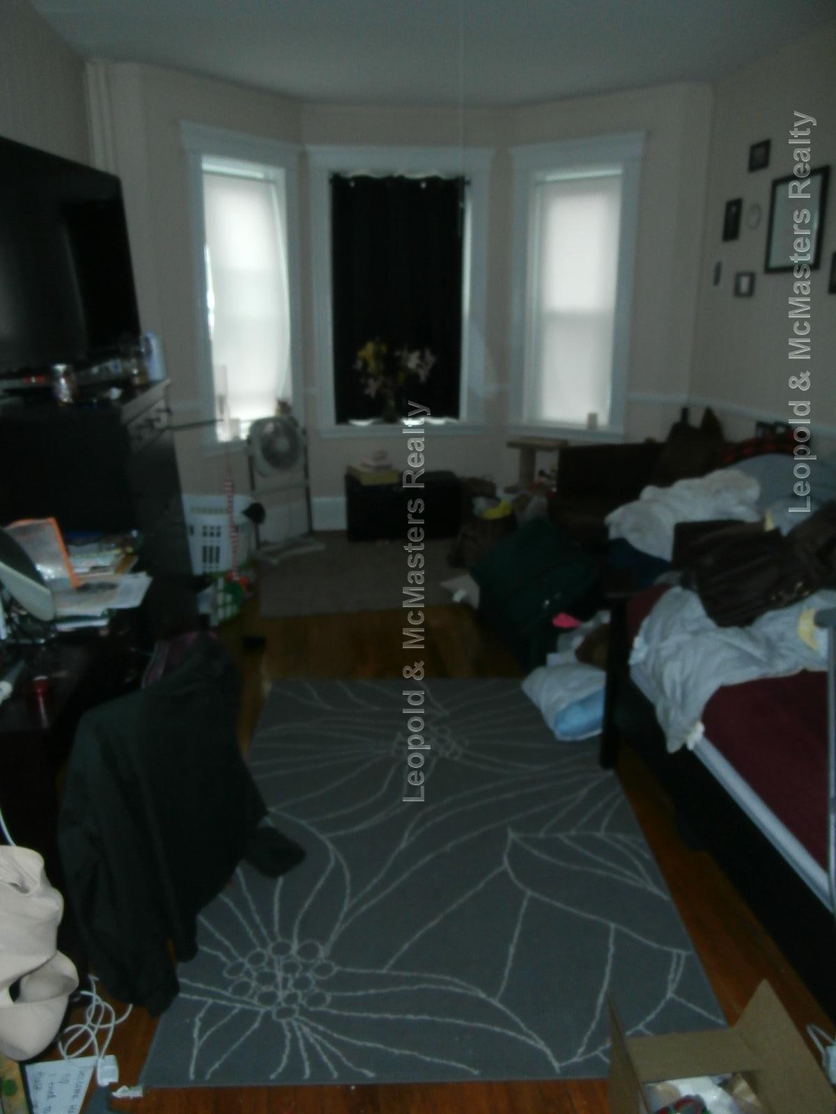 11 Royce Rd, Allston