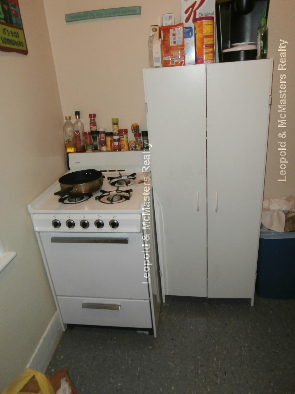 11 Royce Rd, Allston