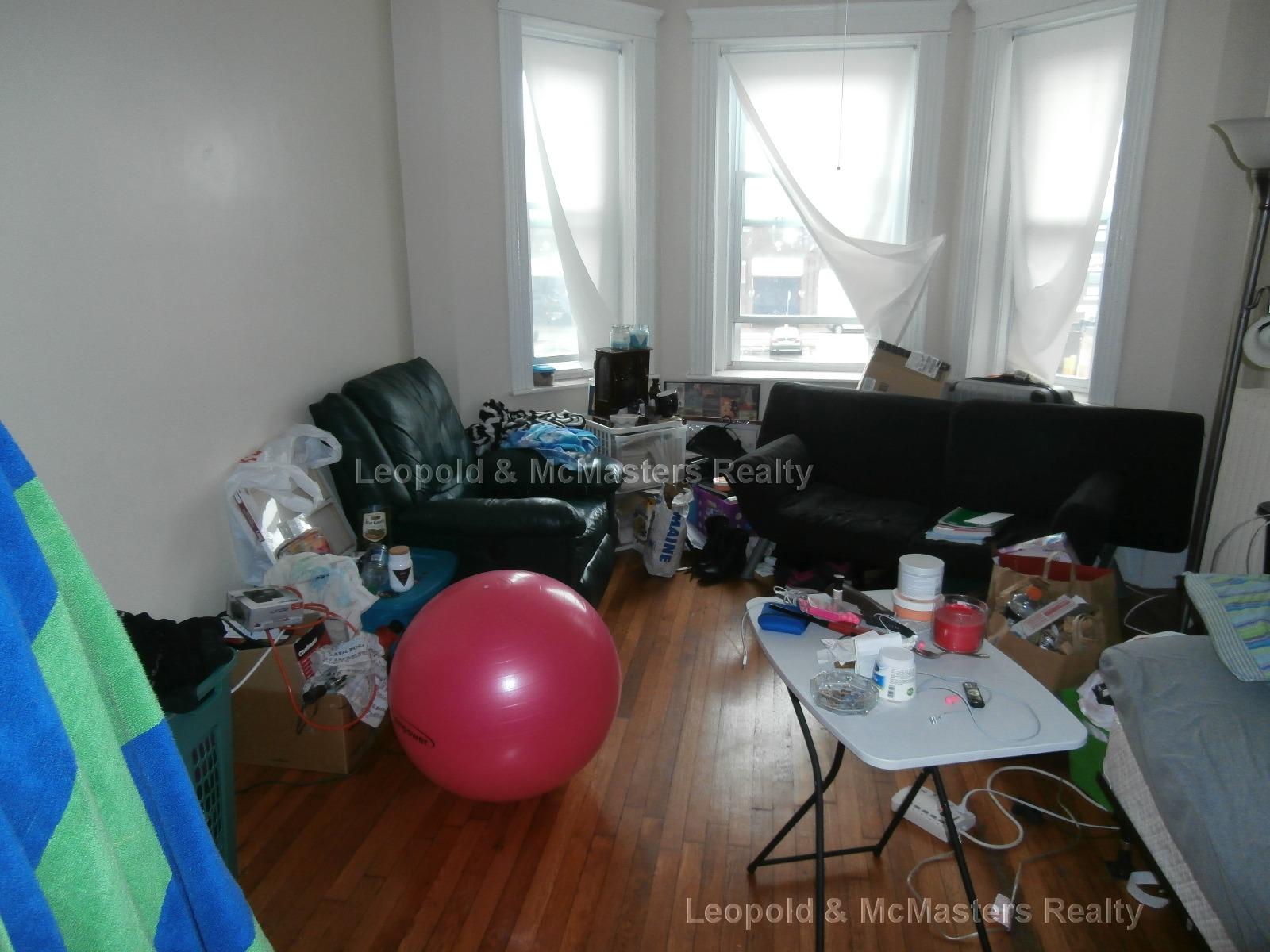 11 Royce Rd, Allston