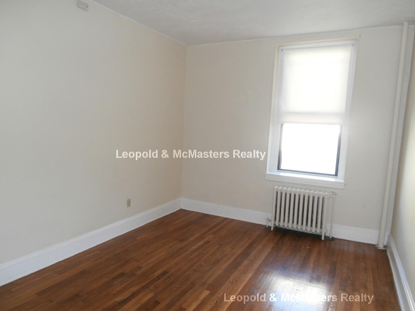 223 Essex St, Wyoming