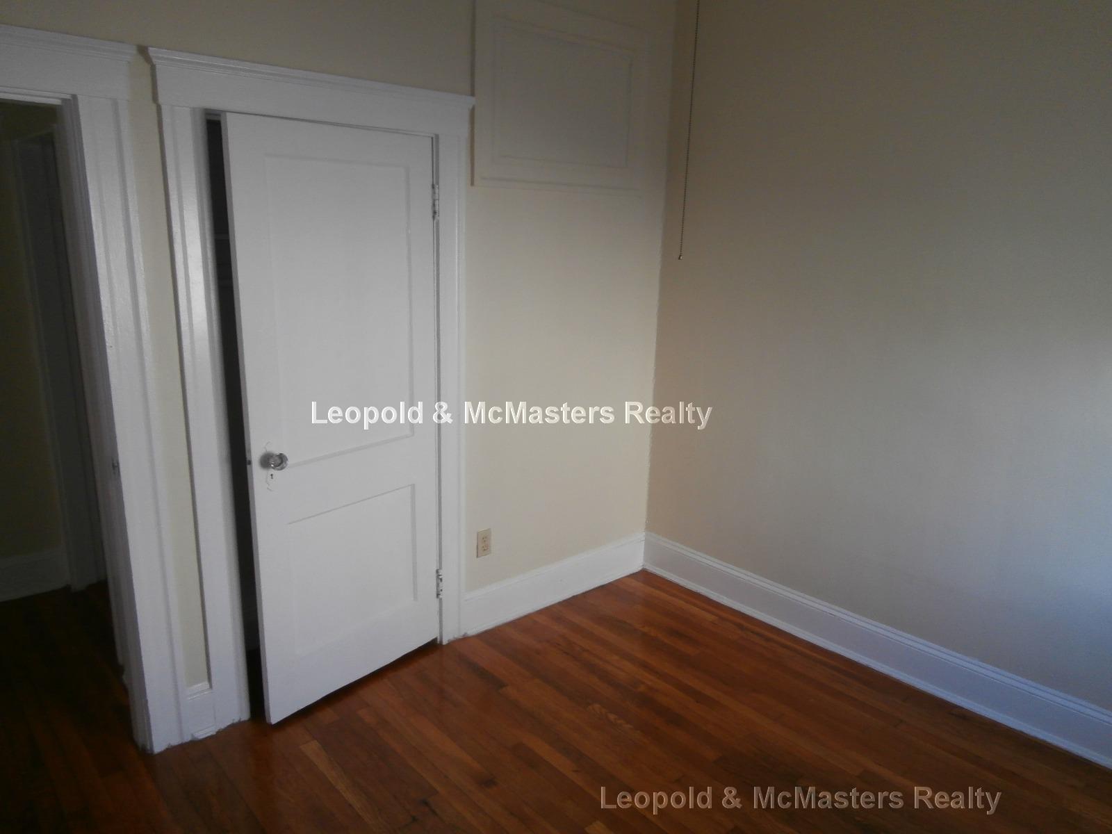 223 Essex St, Wyoming