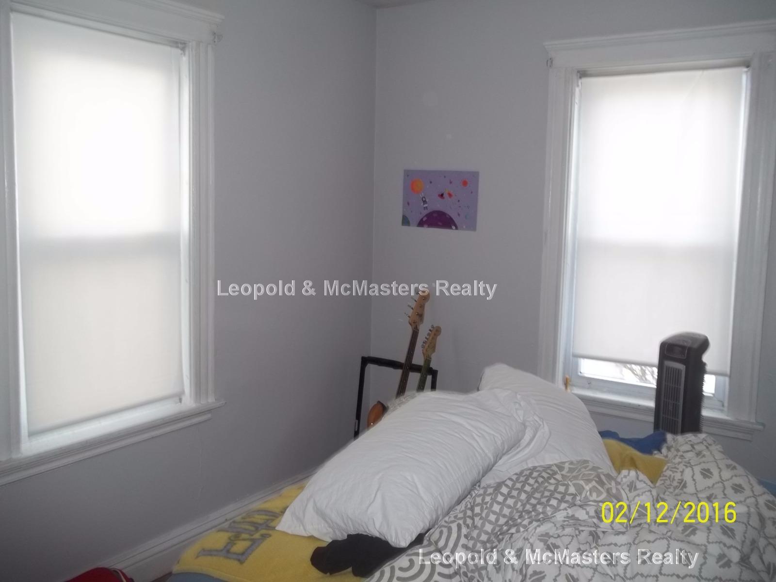 33 Lourdes Ave, Jamaica Plain