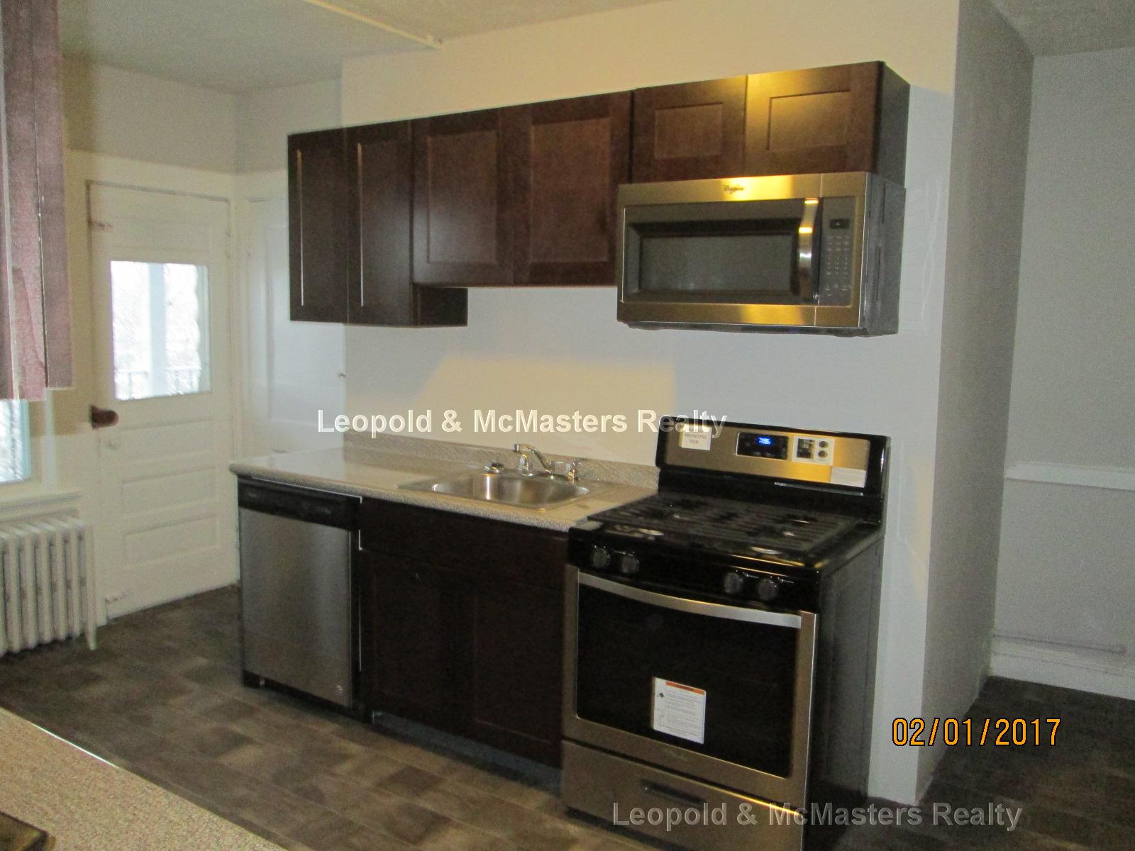 29 Lourdes Ave, Jamaica Plain