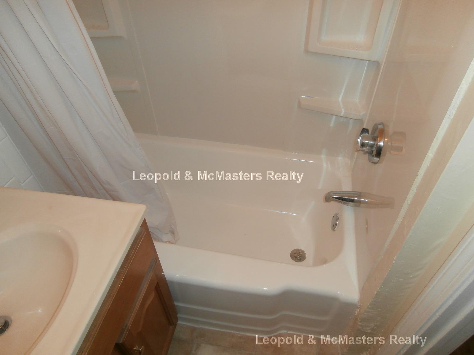 181 Thorndike St, Allston