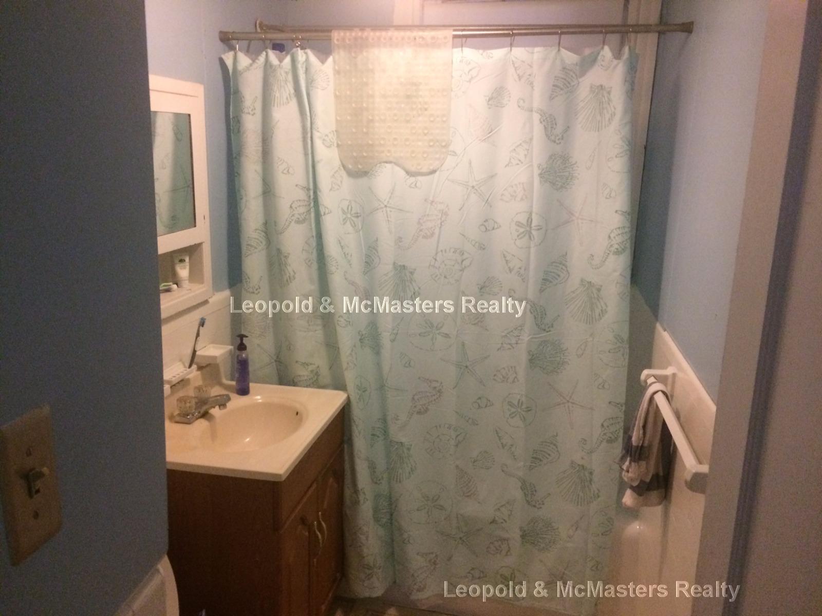 189 Chestnut Hill Ave, Brighton