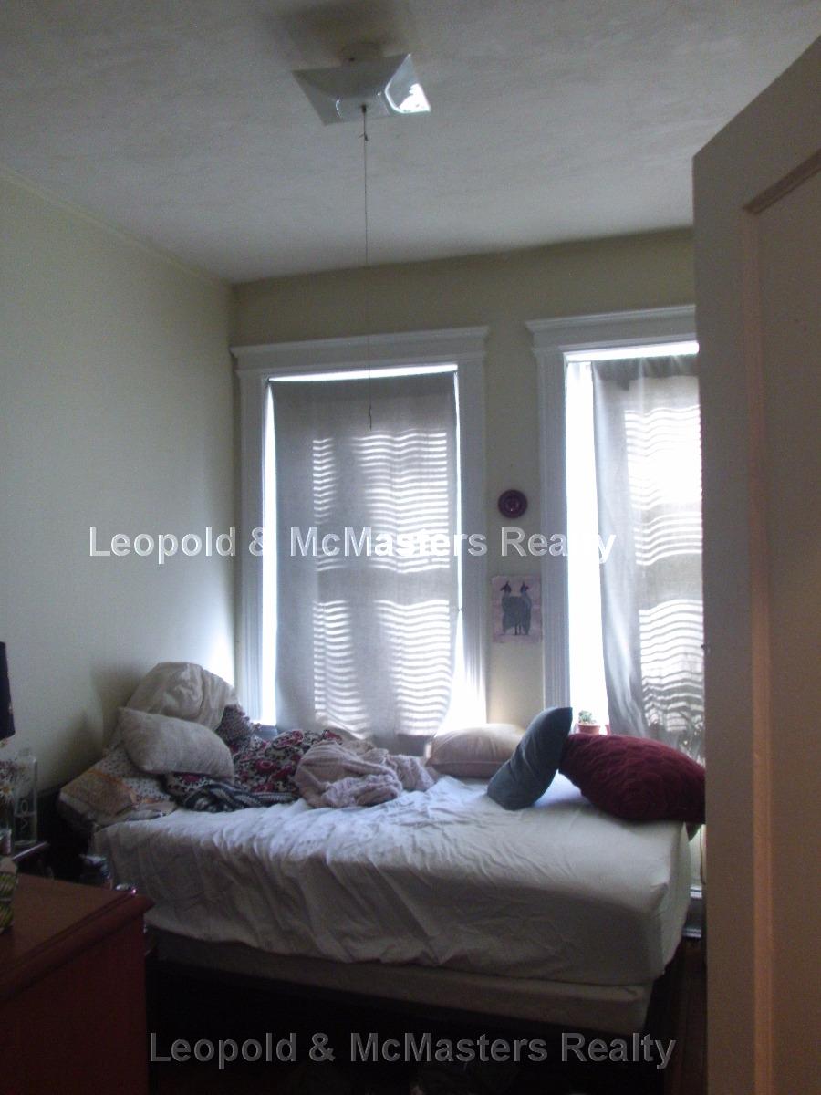 83 Gordon St, Brighton