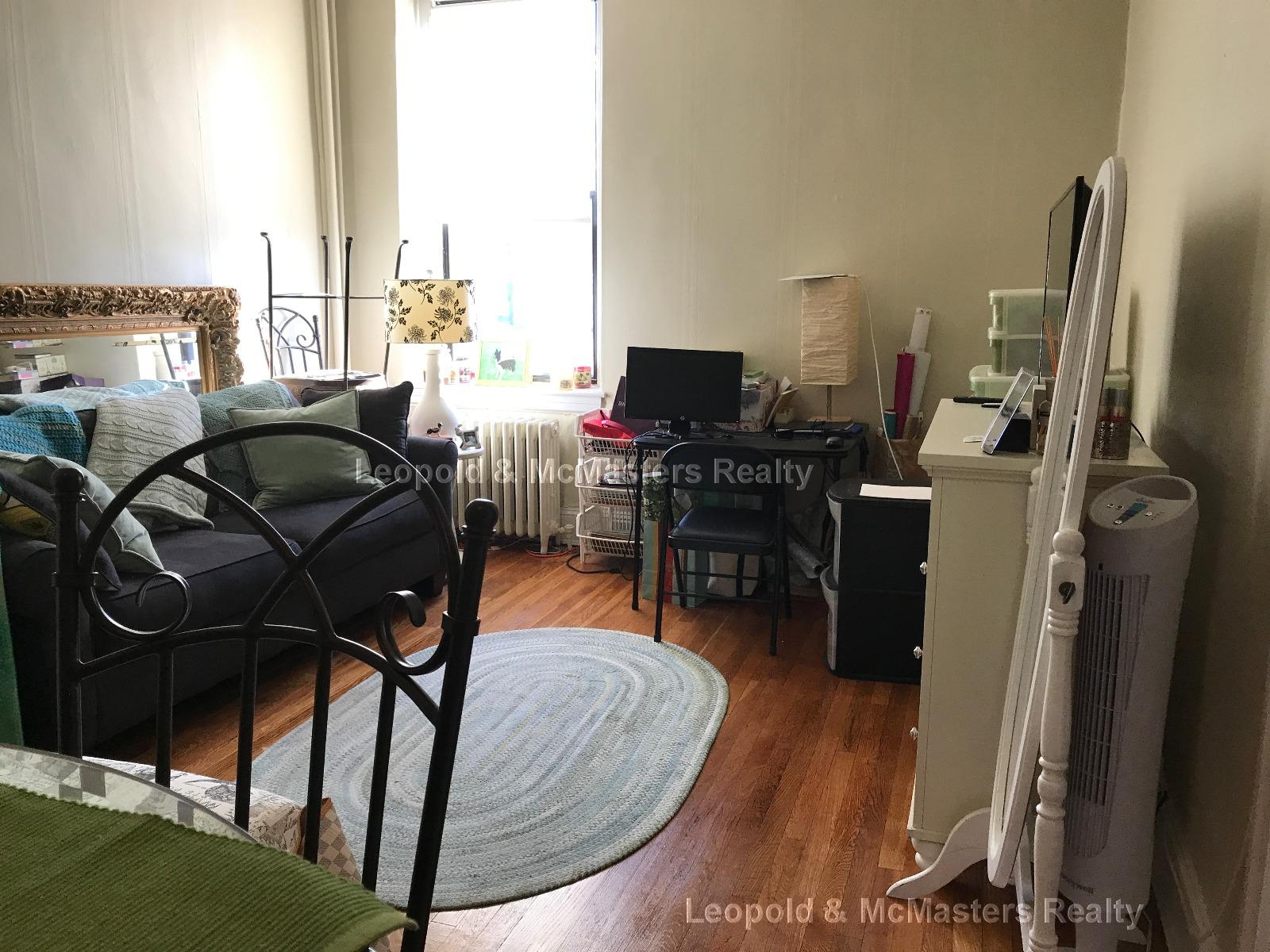 223 Essex St, Wyoming