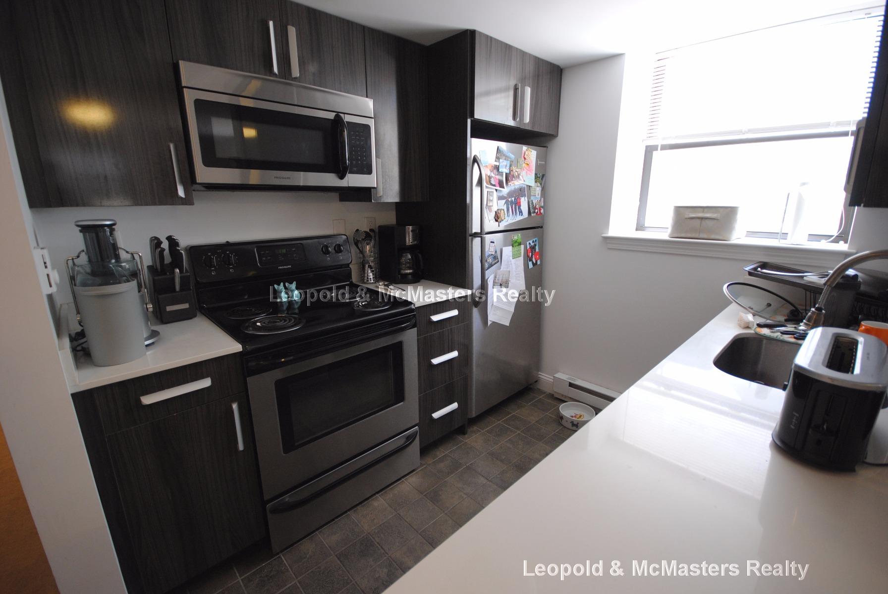 457 Centre St, Newton Corner