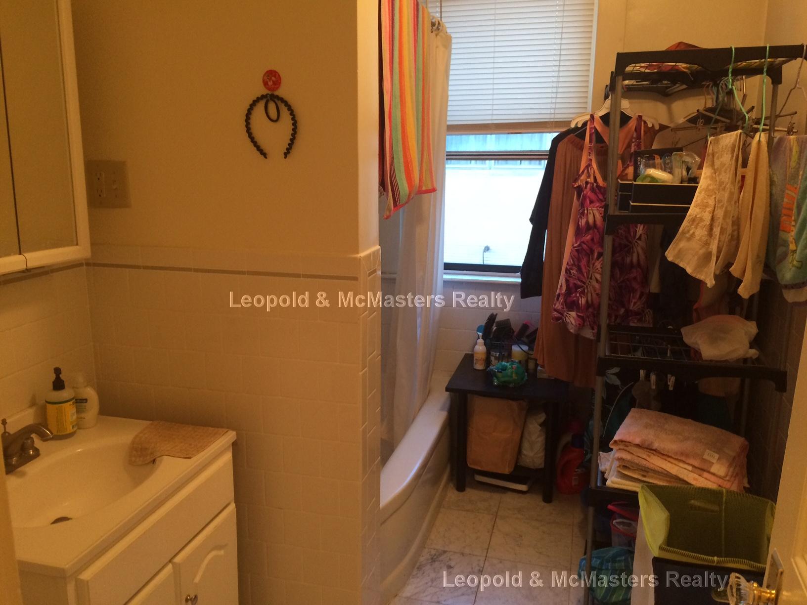 457 Centre St, Newton Corner