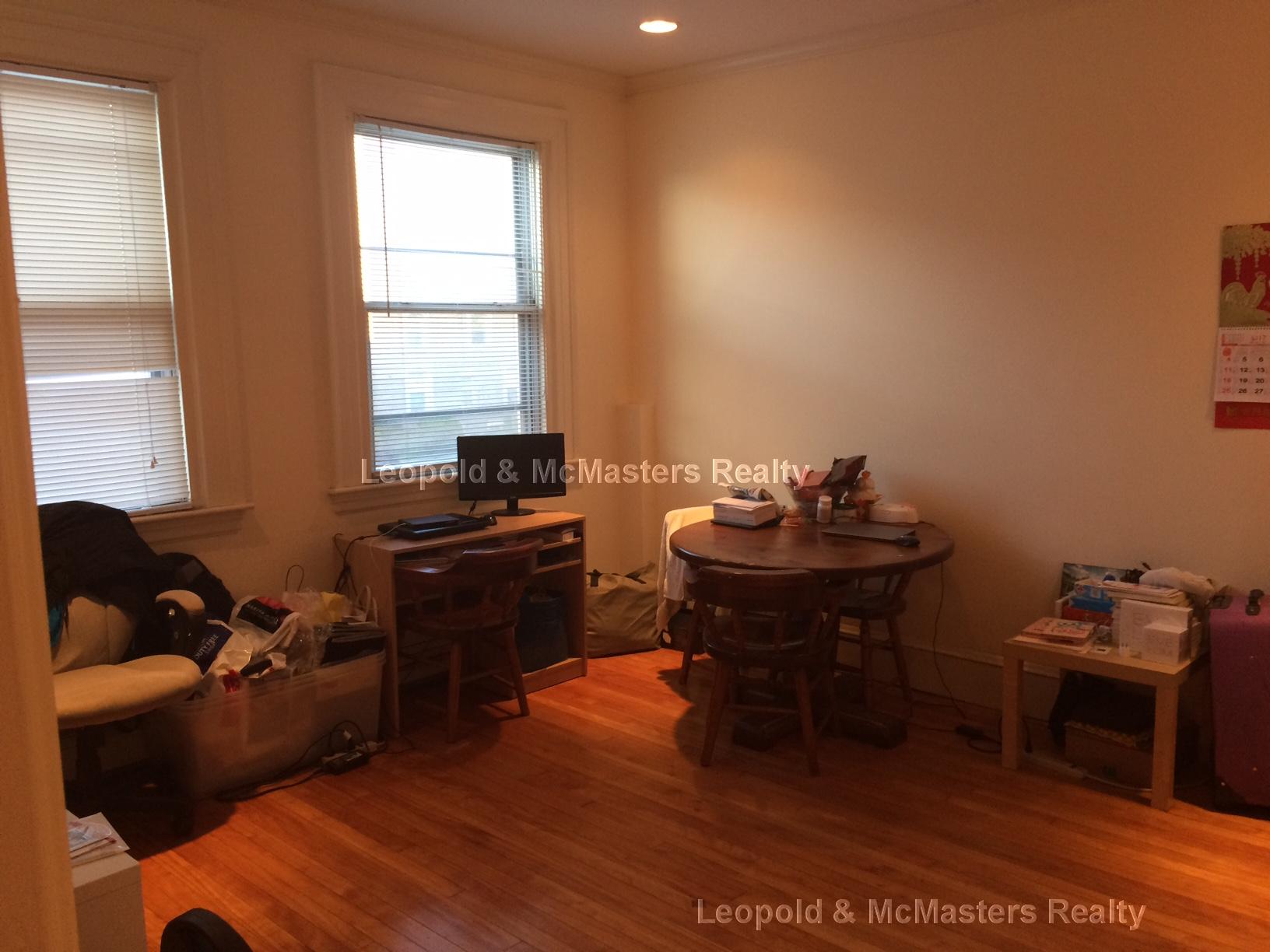 457 Centre St, Newton Corner