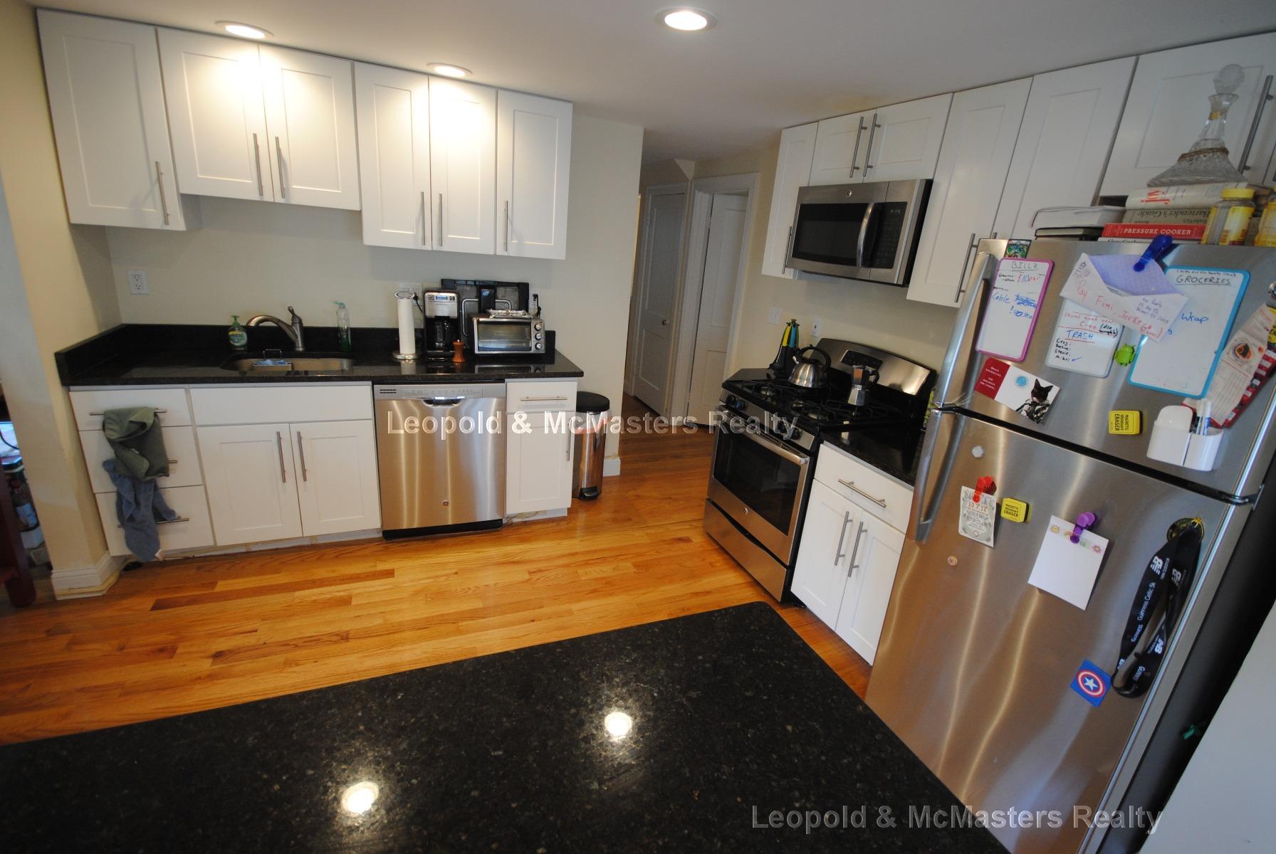 350 California St, Newtonville