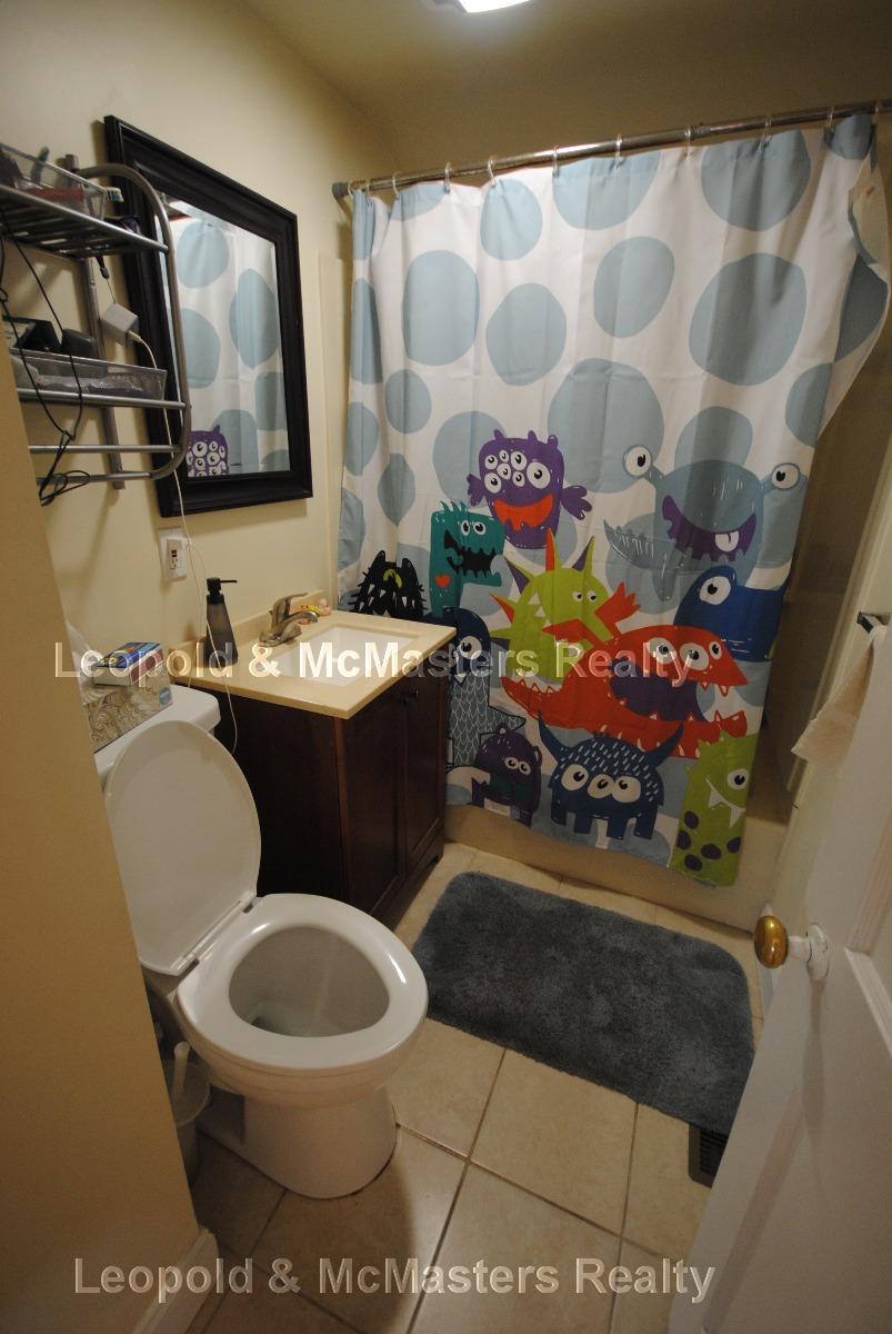 350 California St, Newtonville