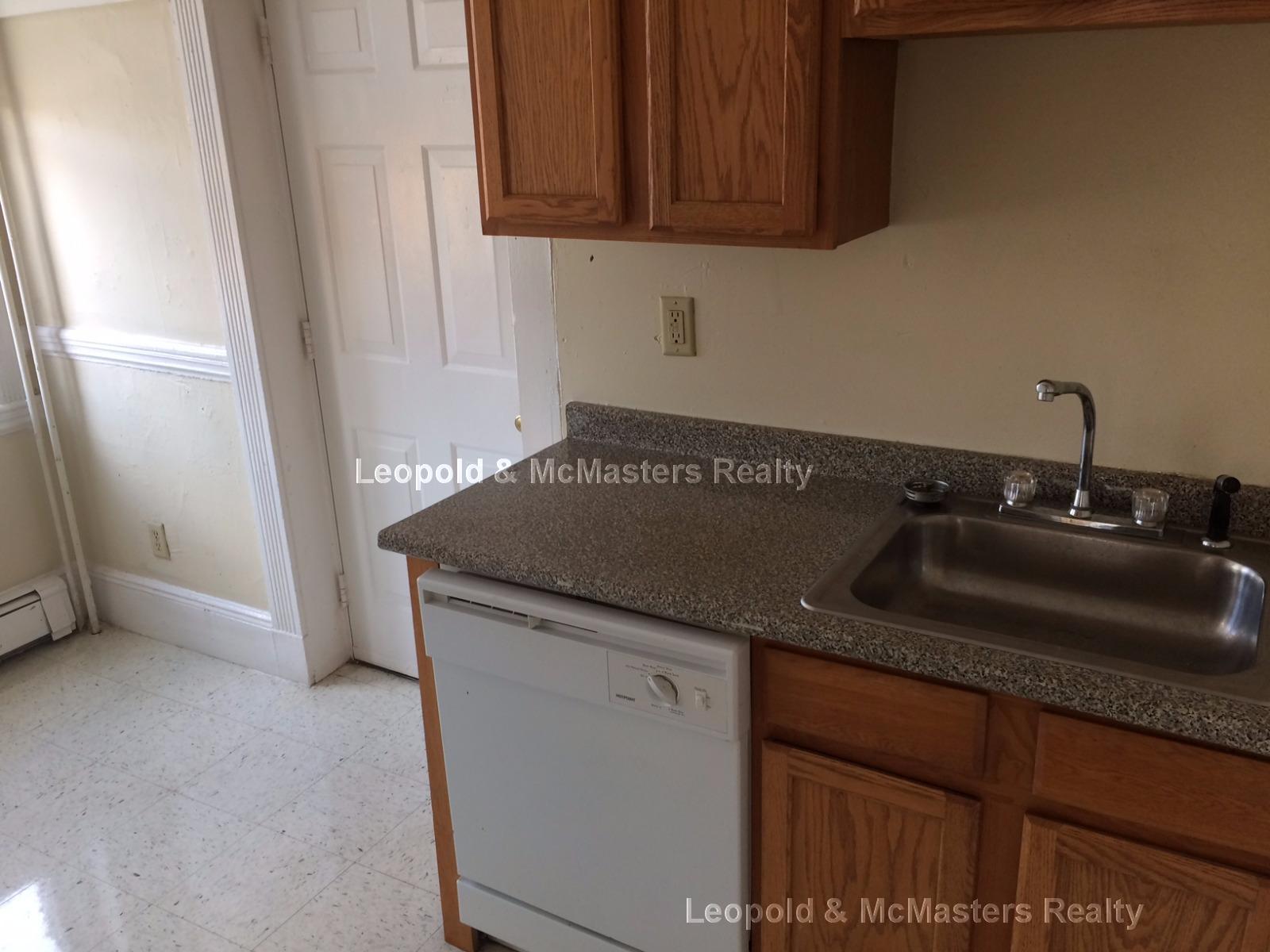 81 Empire St, Allston