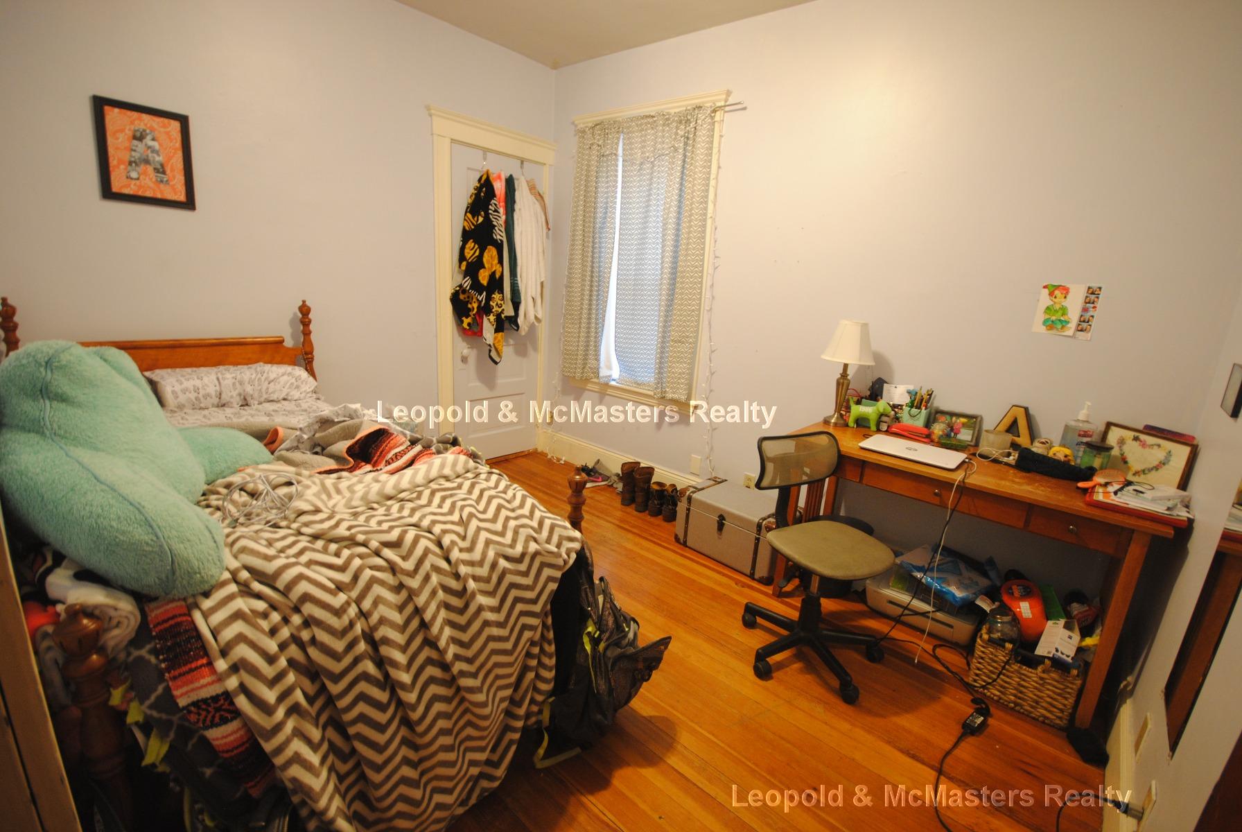 44 Easton St, Allston