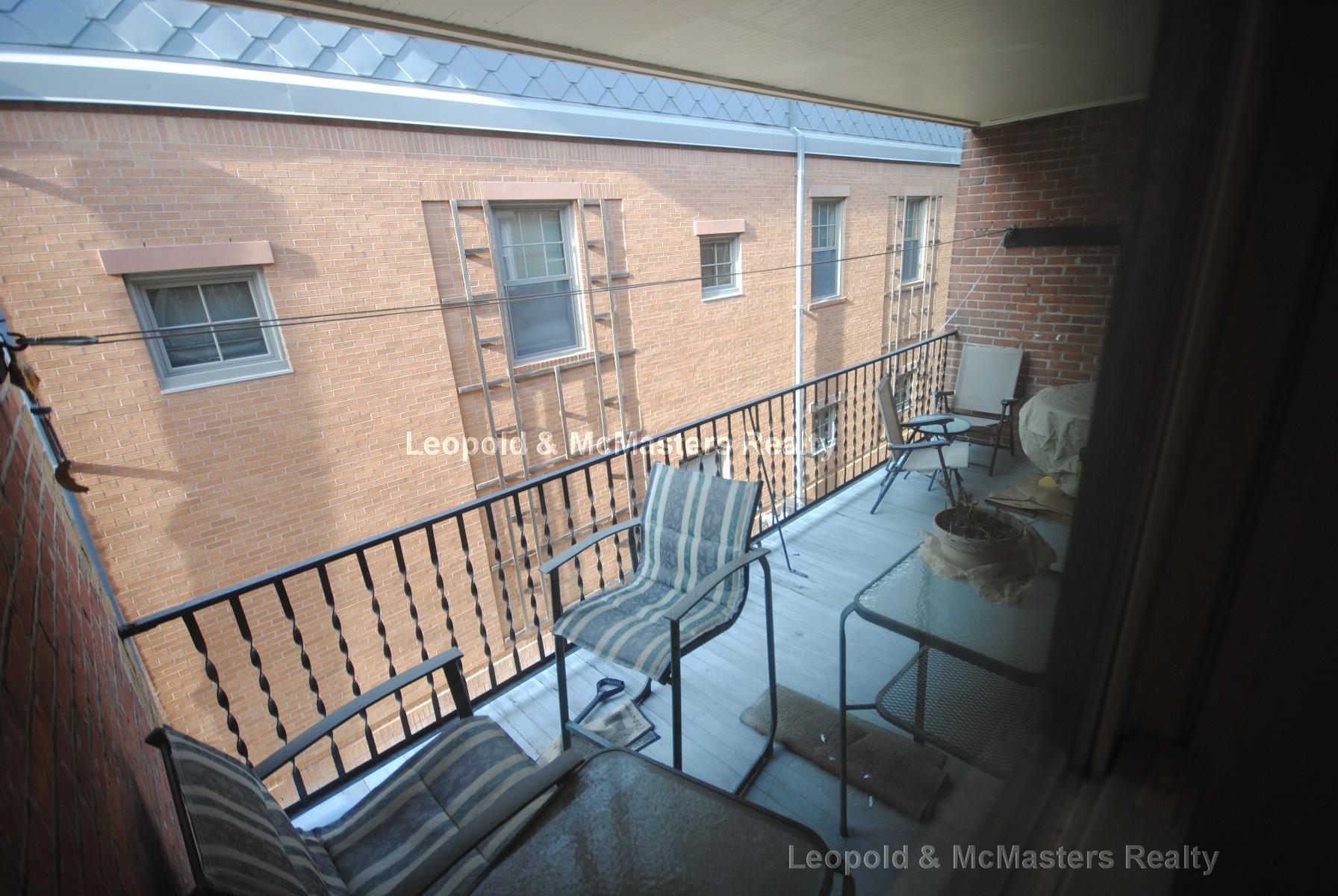 83 Winchester St, Coolidge Corner