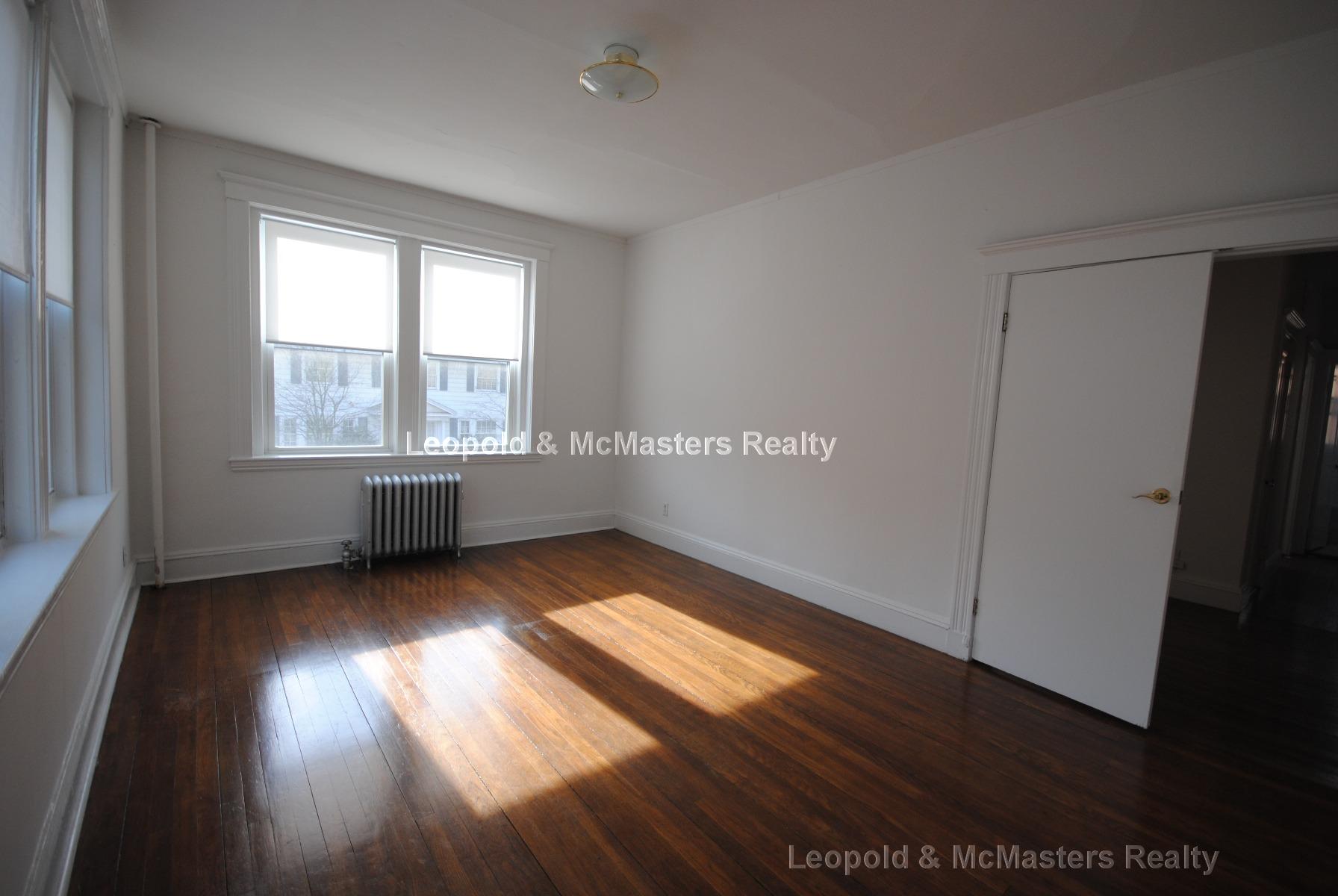 83 Winchester St, Coolidge Corner