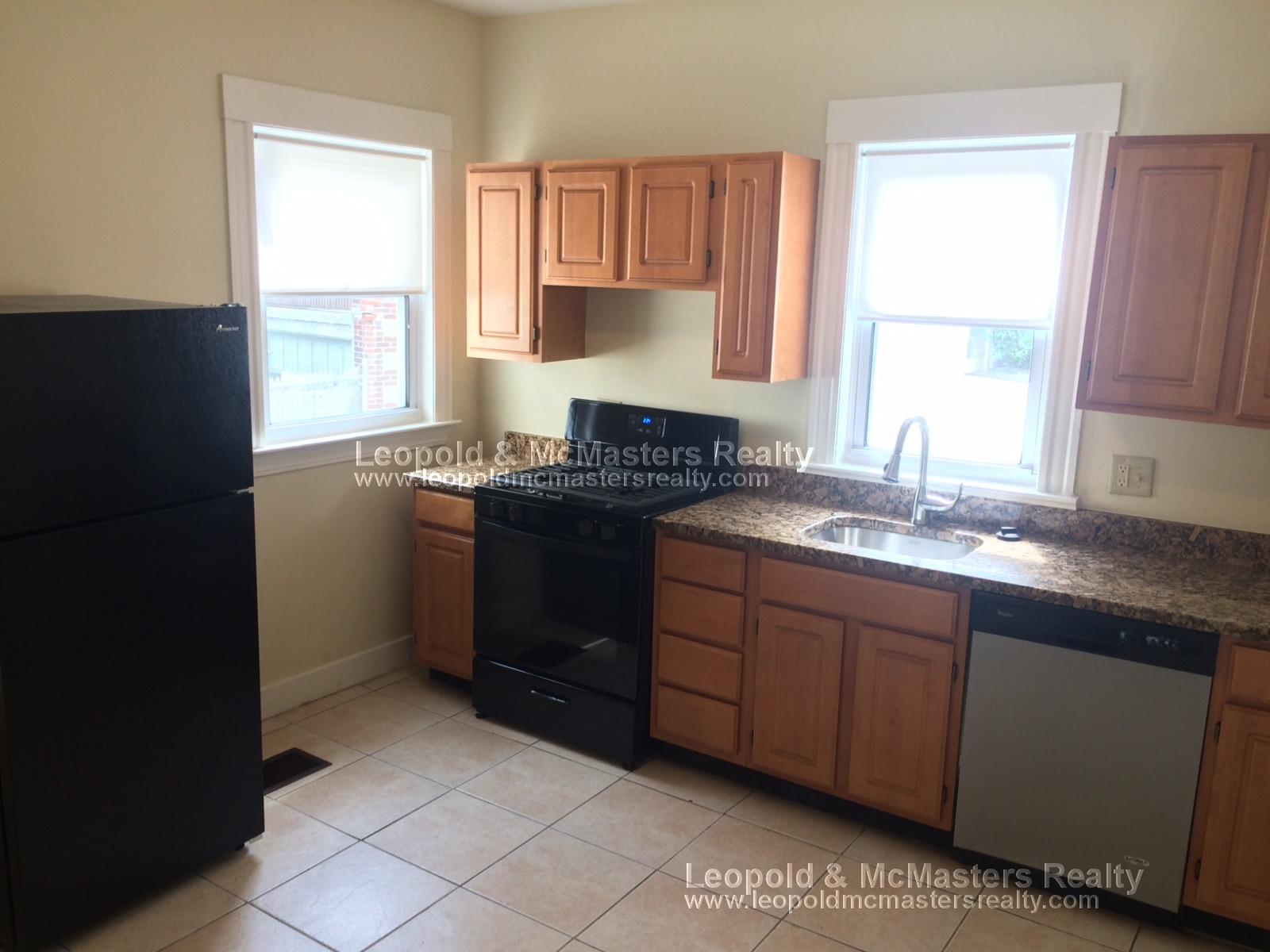 19 Roseclair St, Dorchester