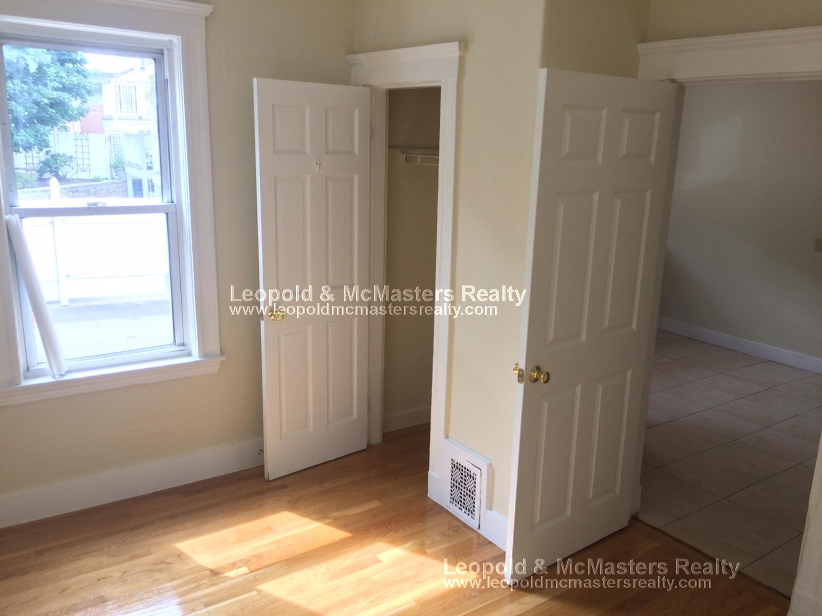 19 Roseclair St, Dorchester