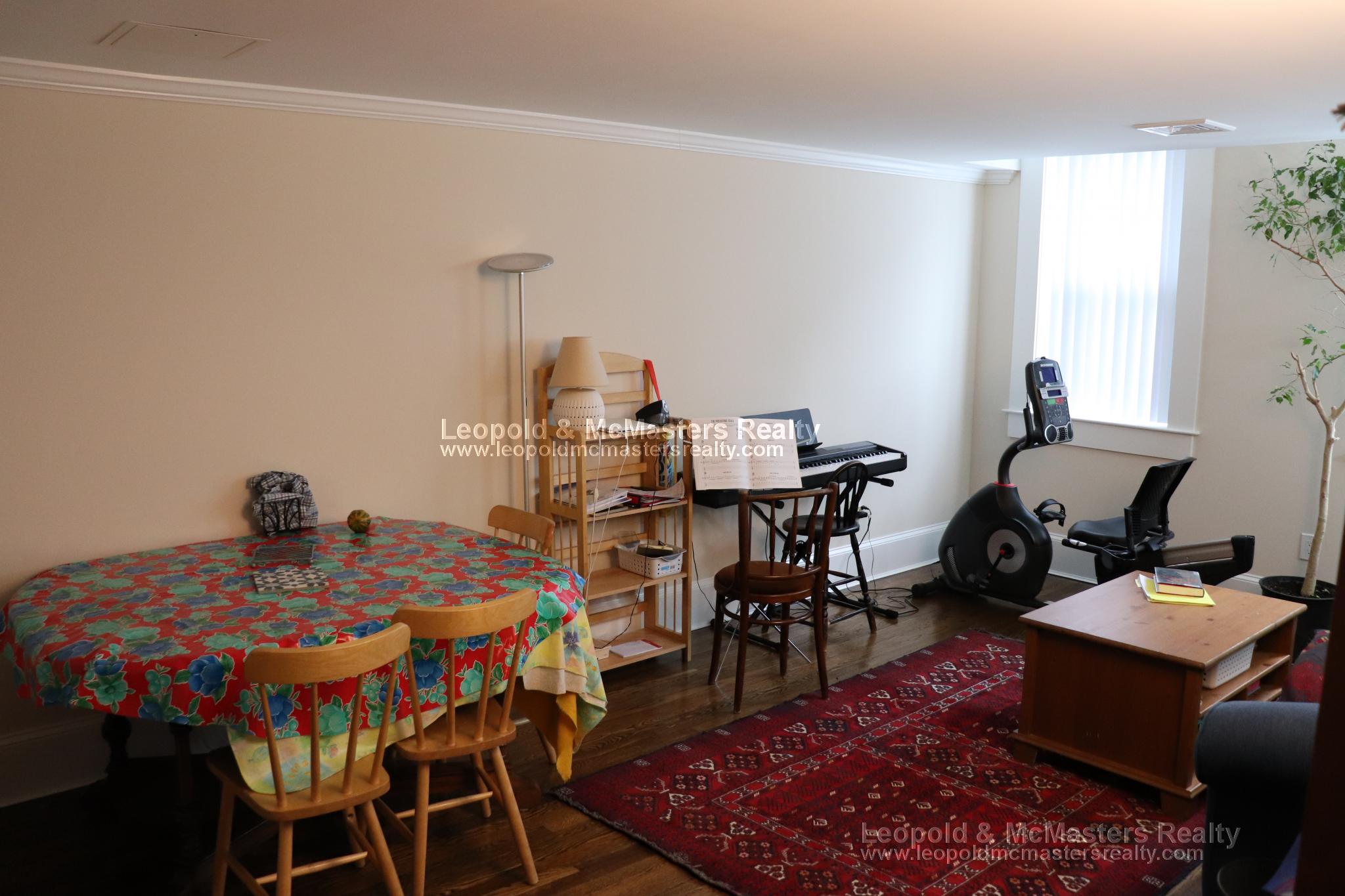 16 Short St, Corey Hill